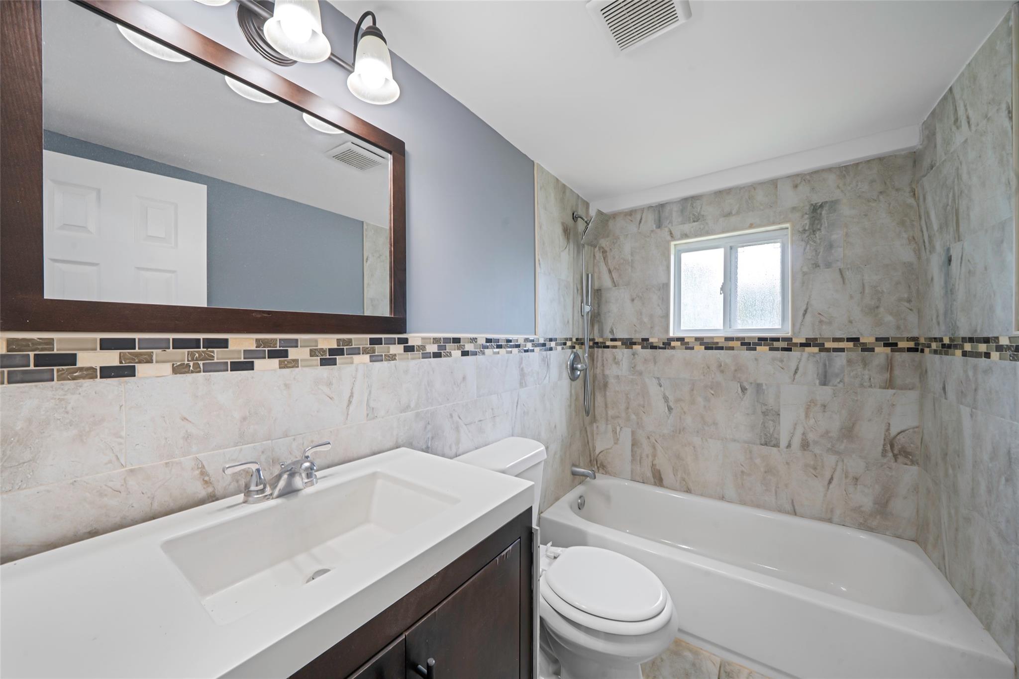 281 Carlls Path, Deer Park, NY 11729