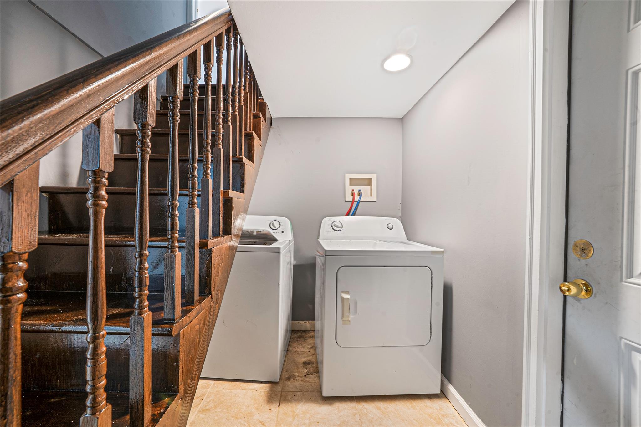 281 Carlls Path, Deer Park, NY 11729