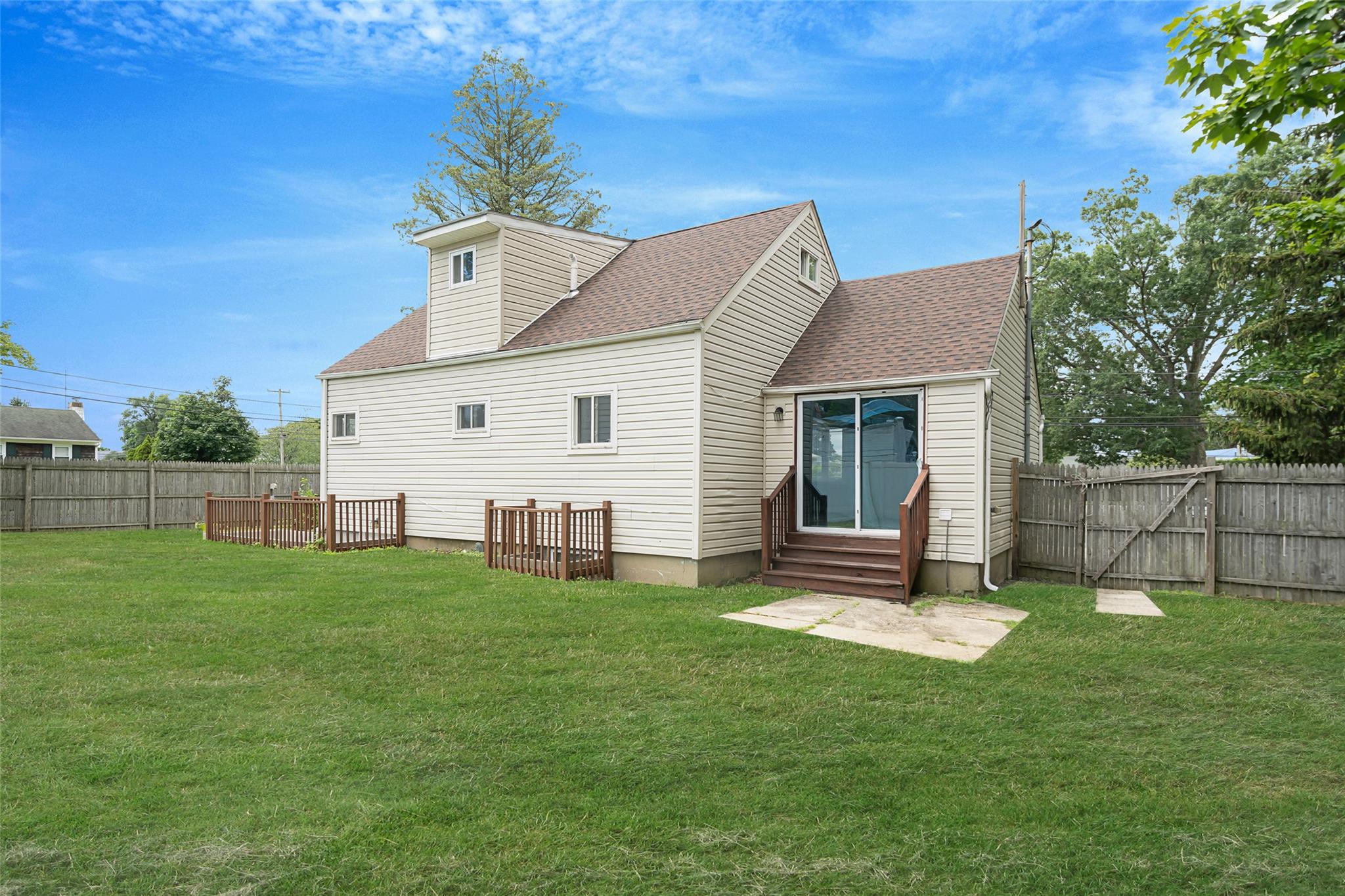 281 Carlls Path, Deer Park, NY 11729