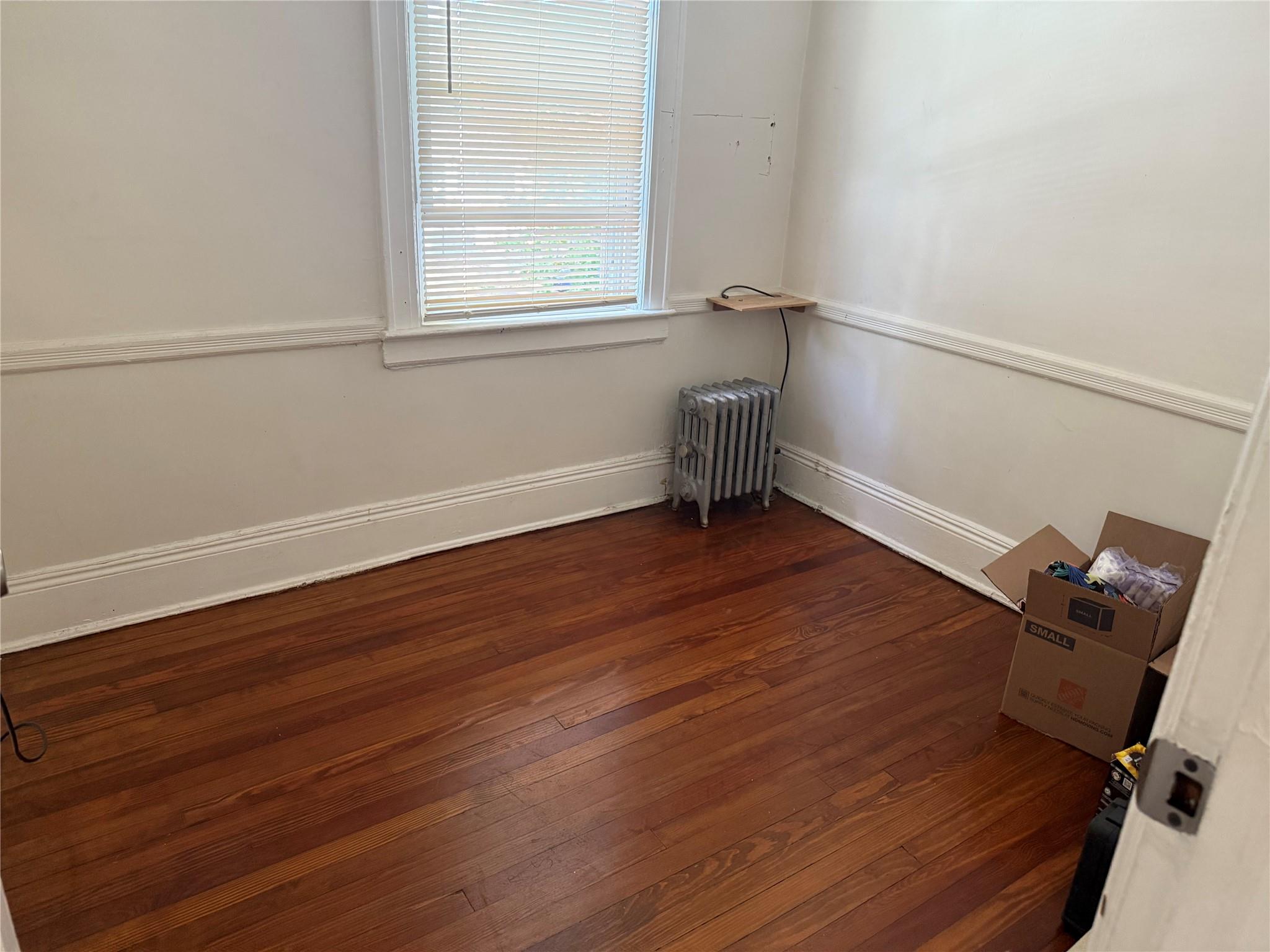 19022 111th Road, Saint Albans, NY 11412