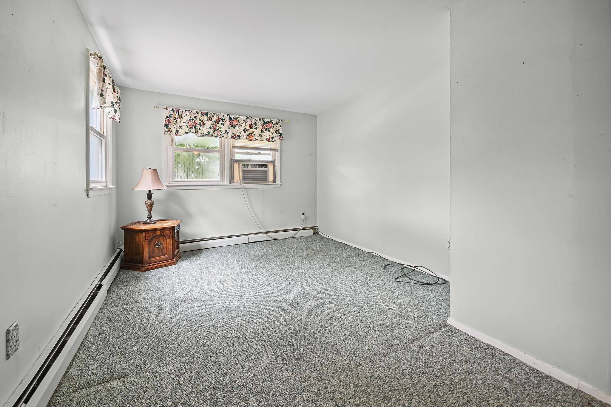129 Spring Lane, Levittown, NY 11756