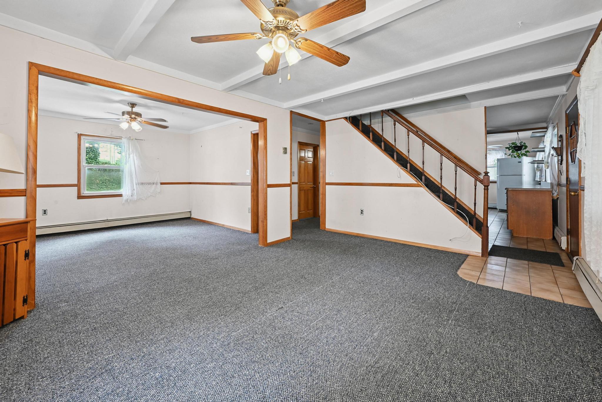 129 Spring Lane, Levittown, NY 11756