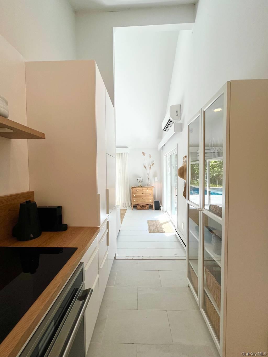 8 Beverly Road, East Hampton, NY 11937