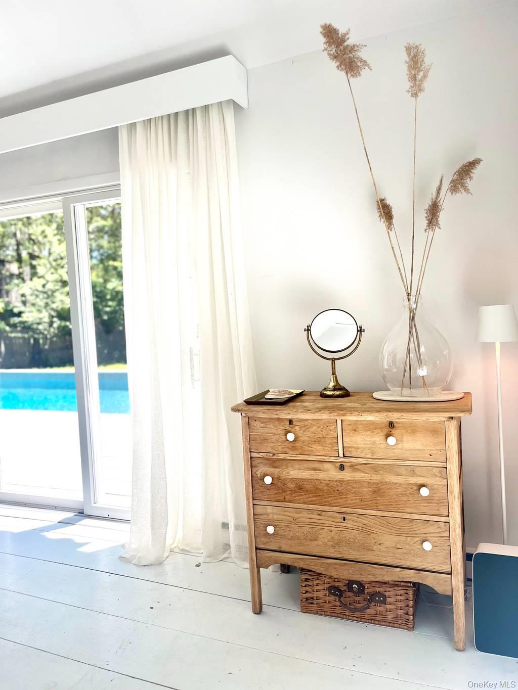 8 Beverly Road, East Hampton, NY 11937