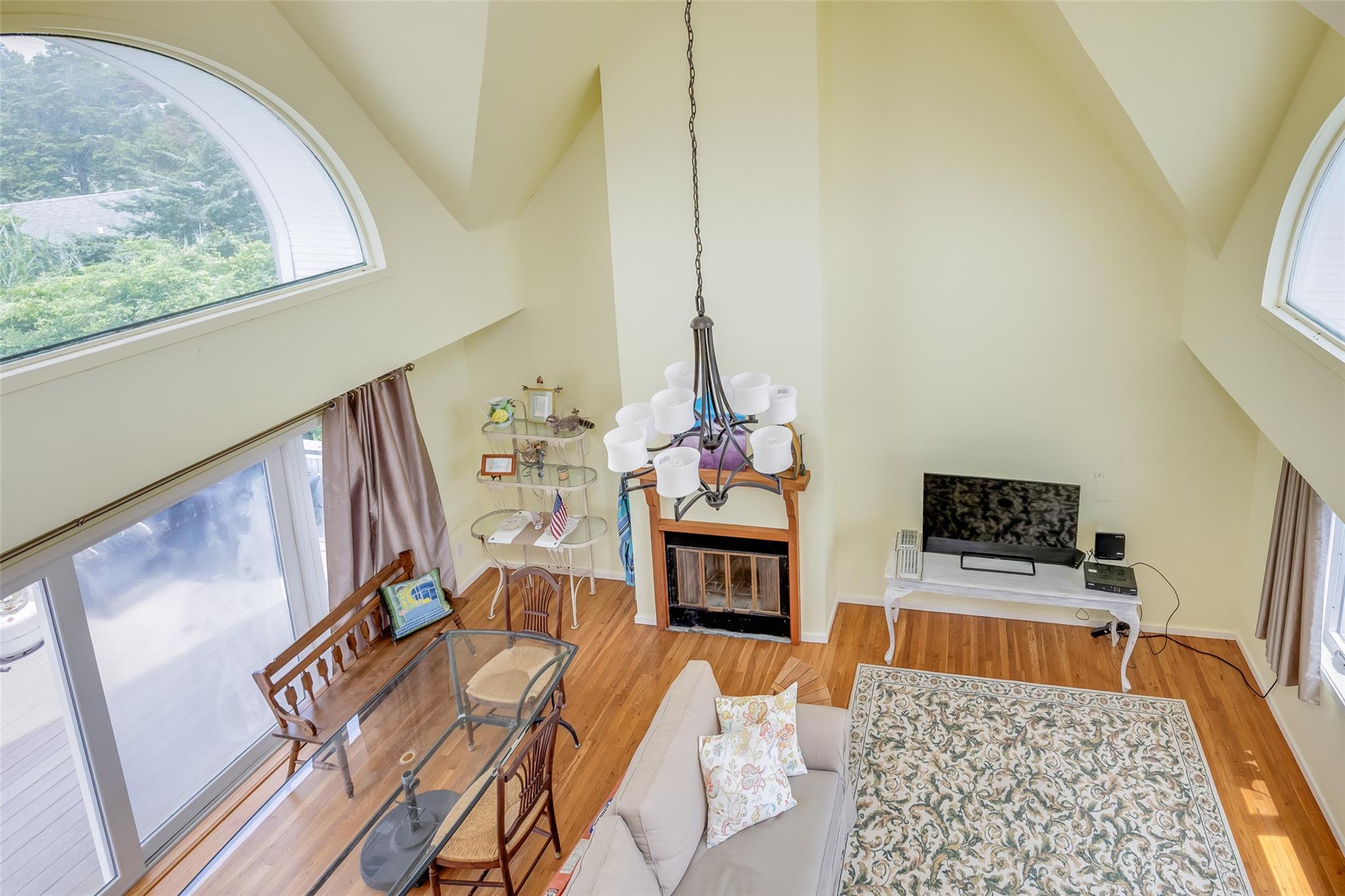 10 Bayview Road, Remsenburg, NY 11960