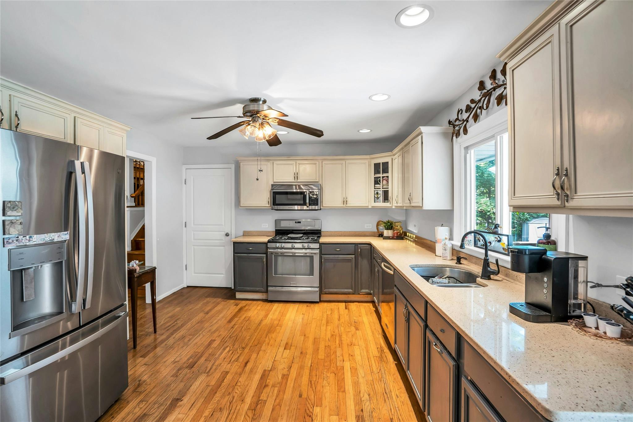 11 Grove Avenue, Saint James, NY 11780