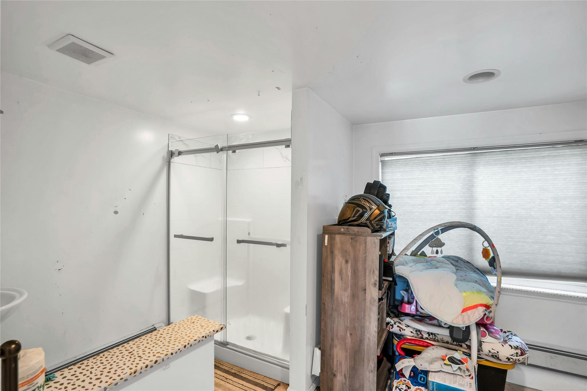 11 Grove Avenue, Saint James, NY 11780