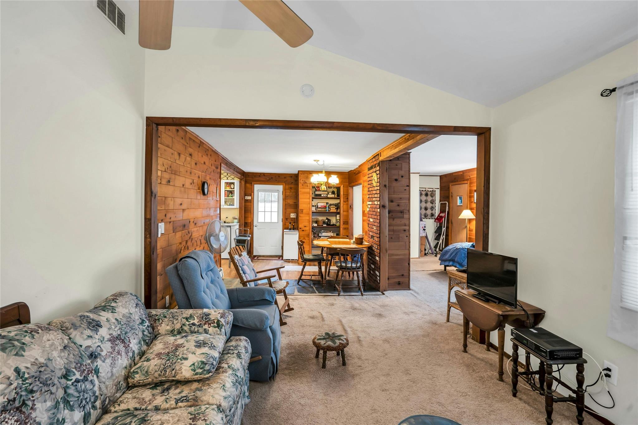 11 Grove Avenue, Saint James, NY 11780