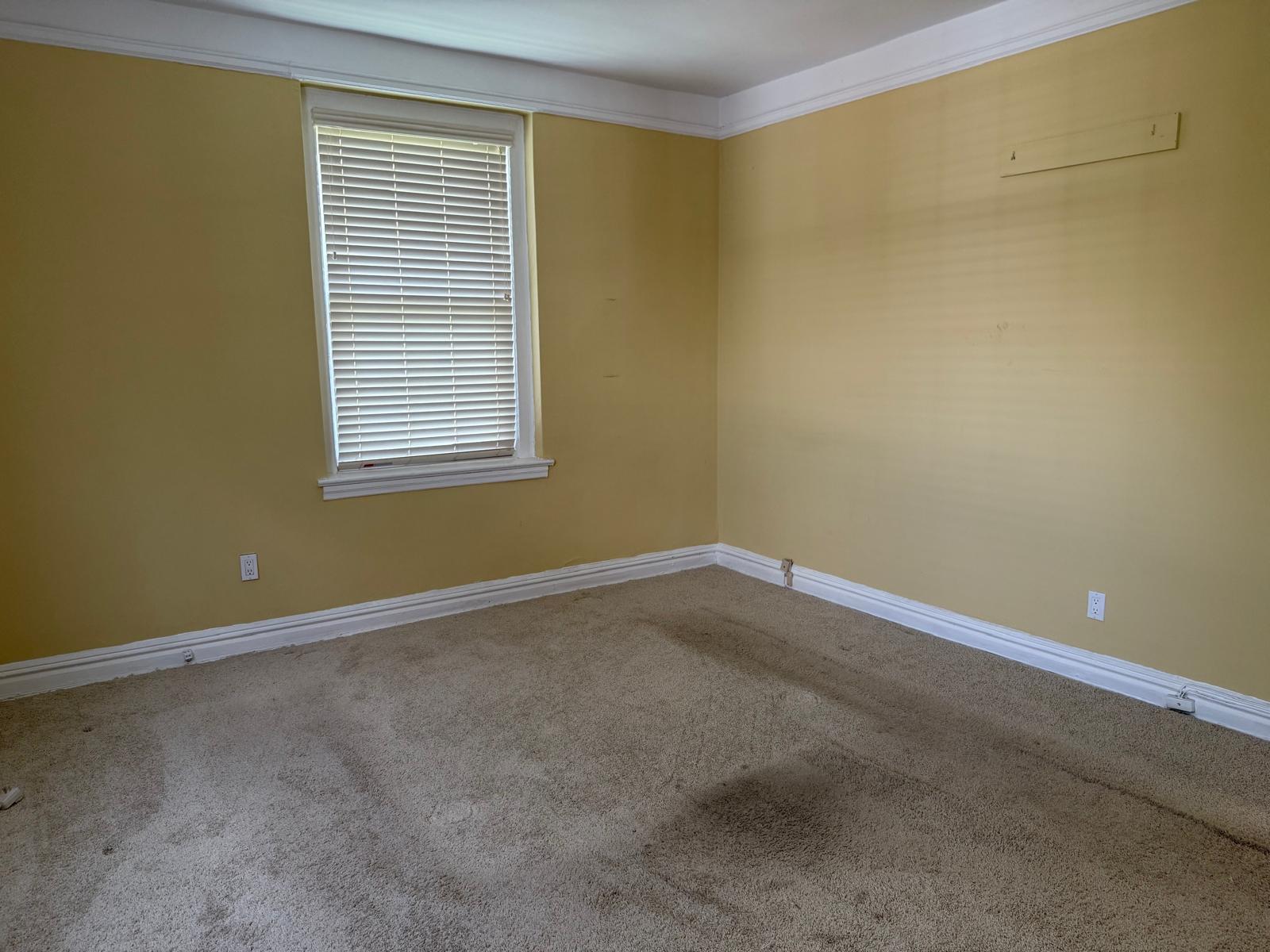 1 Meadow Drive # 3D, Woodmere, NY 11598