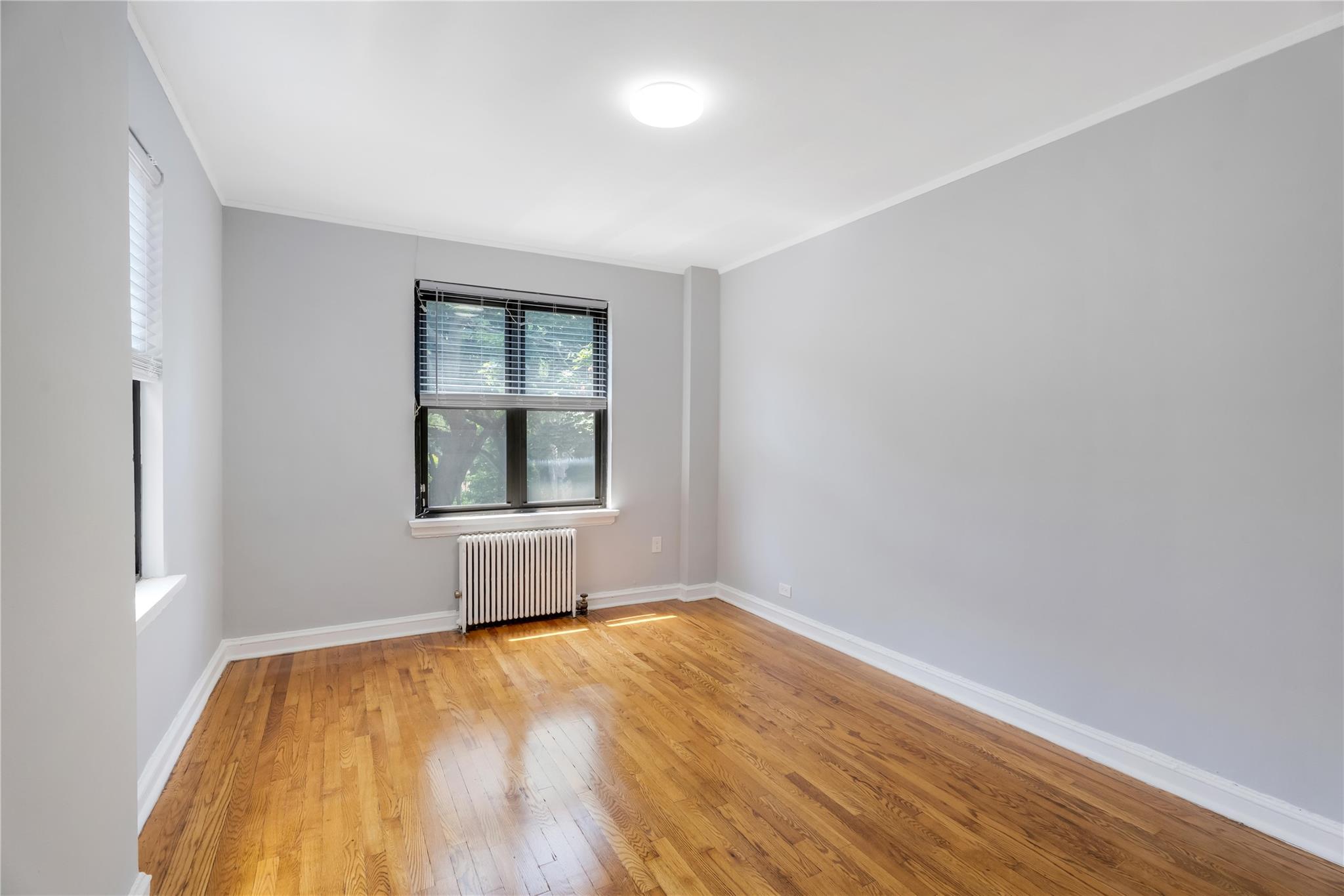 76-12 Ditmars Boulevard # B3, Flushing, NY 11370