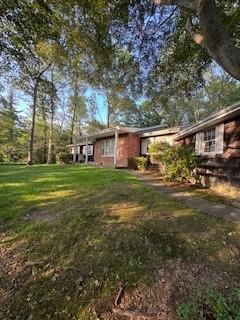7 Beaumont Drive, Melville, NY 11747