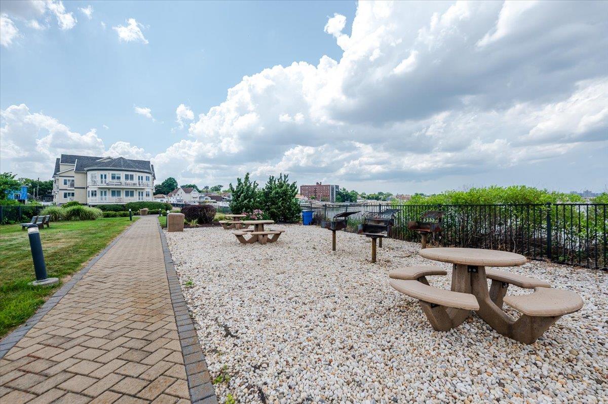 600 Clarence Avenue # 1J, Bronx, NY 10465