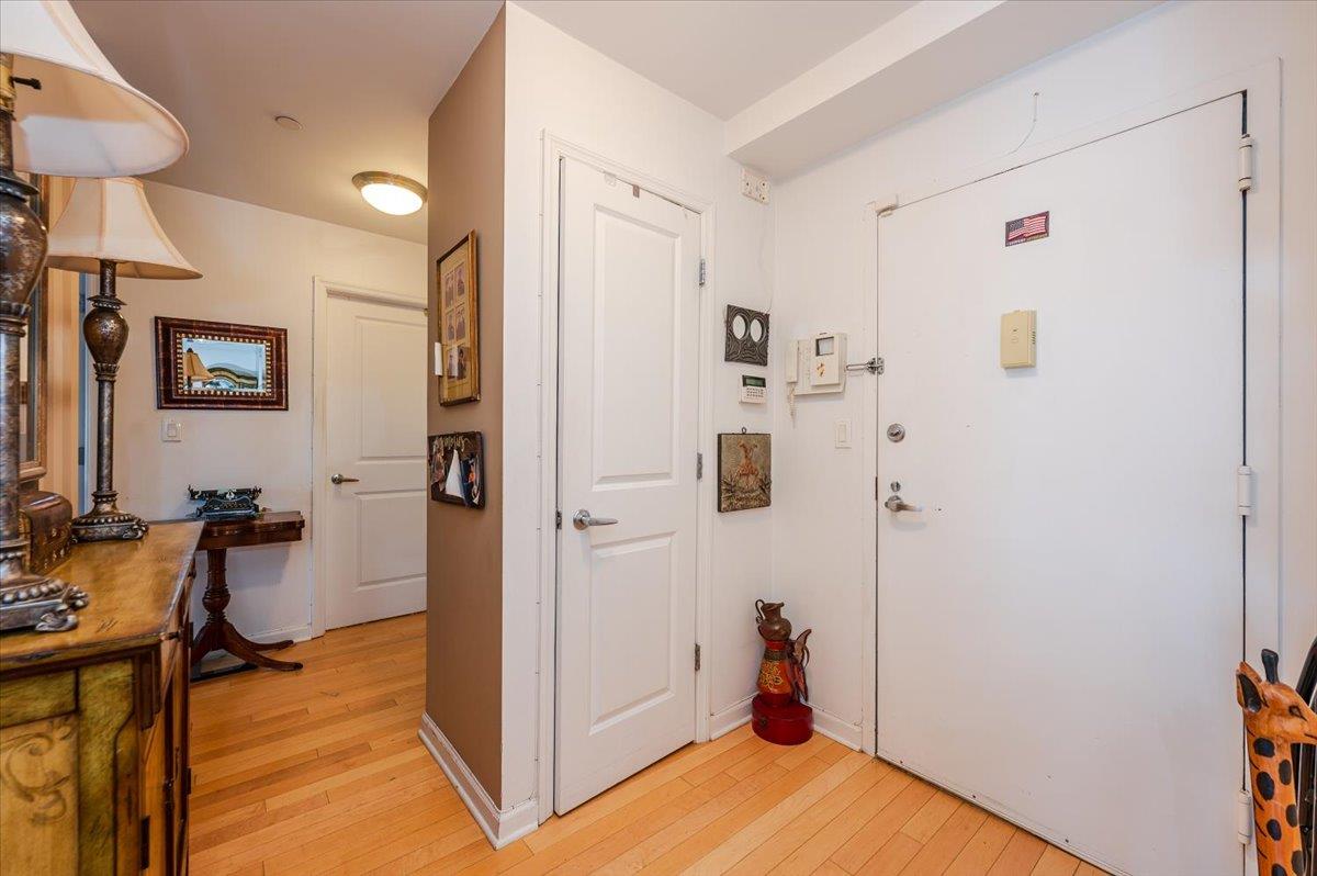 600 Clarence Avenue # 1J, Bronx, NY 10465