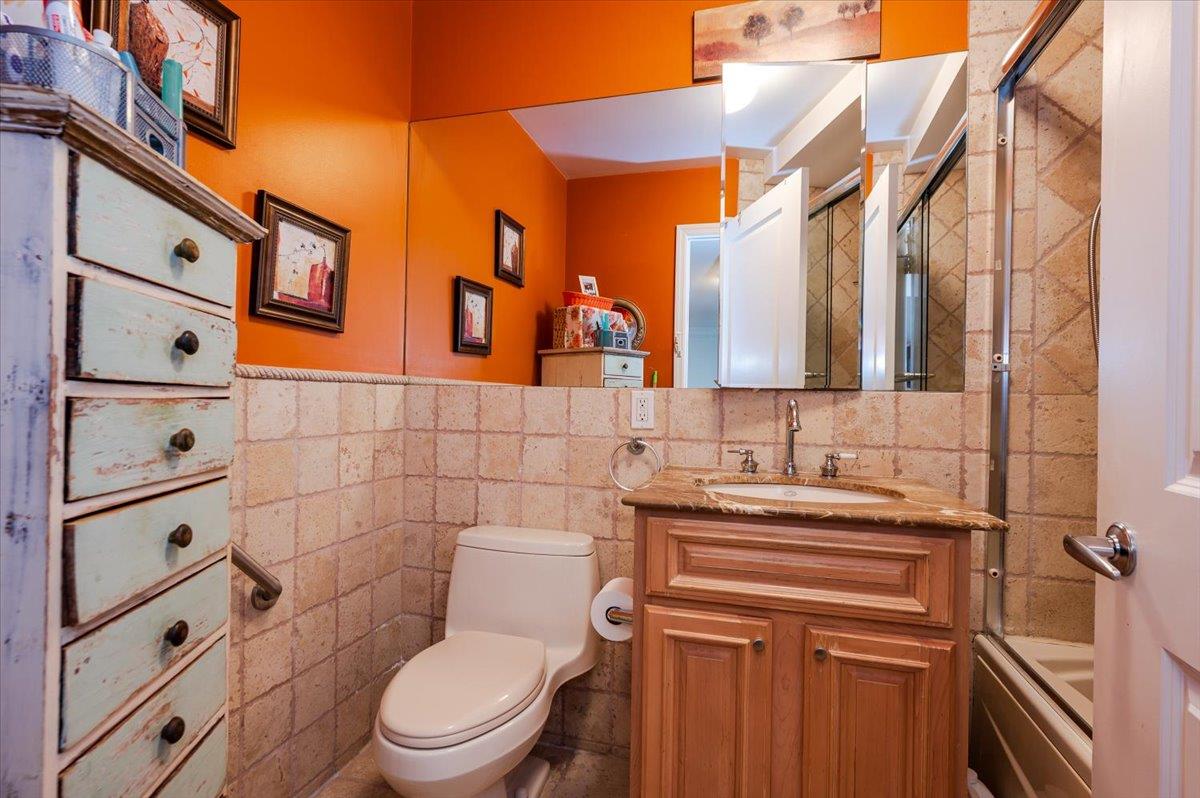 600 Clarence Avenue # 1J, Bronx, NY 10465