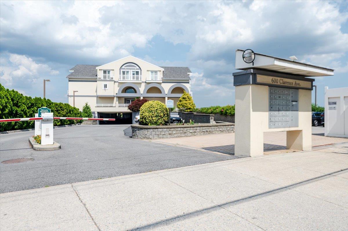 600 Clarence Avenue # 1J, Bronx, NY 10465