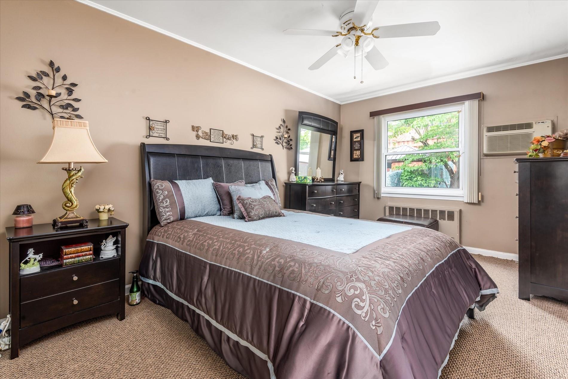 60-23 60th Road, Maspeth, NY 11378