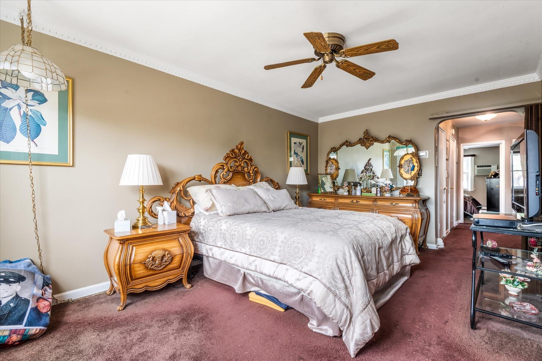 60-23 60th Road, Maspeth, NY 11378