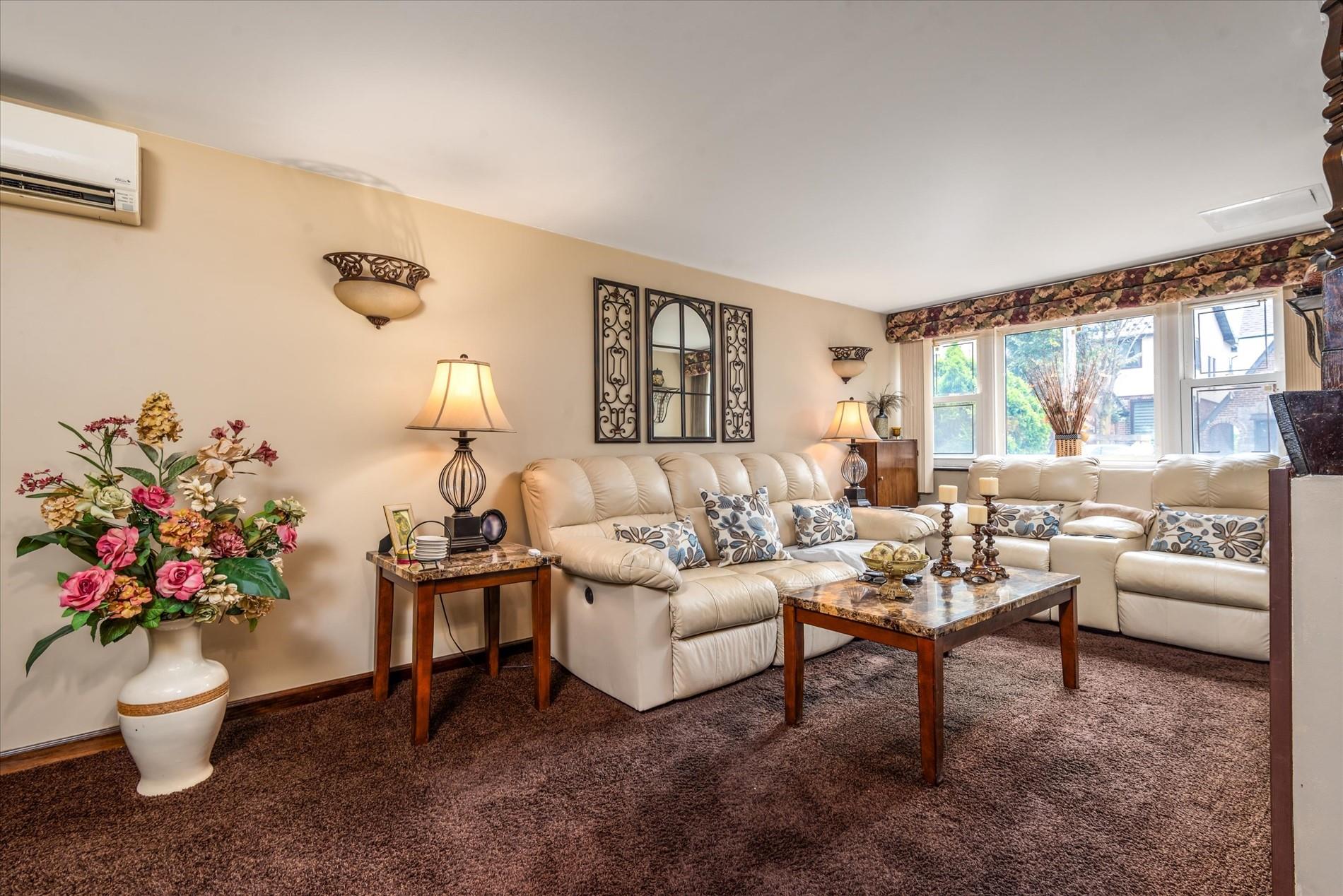 60-23 60th Road, Maspeth, NY 11378