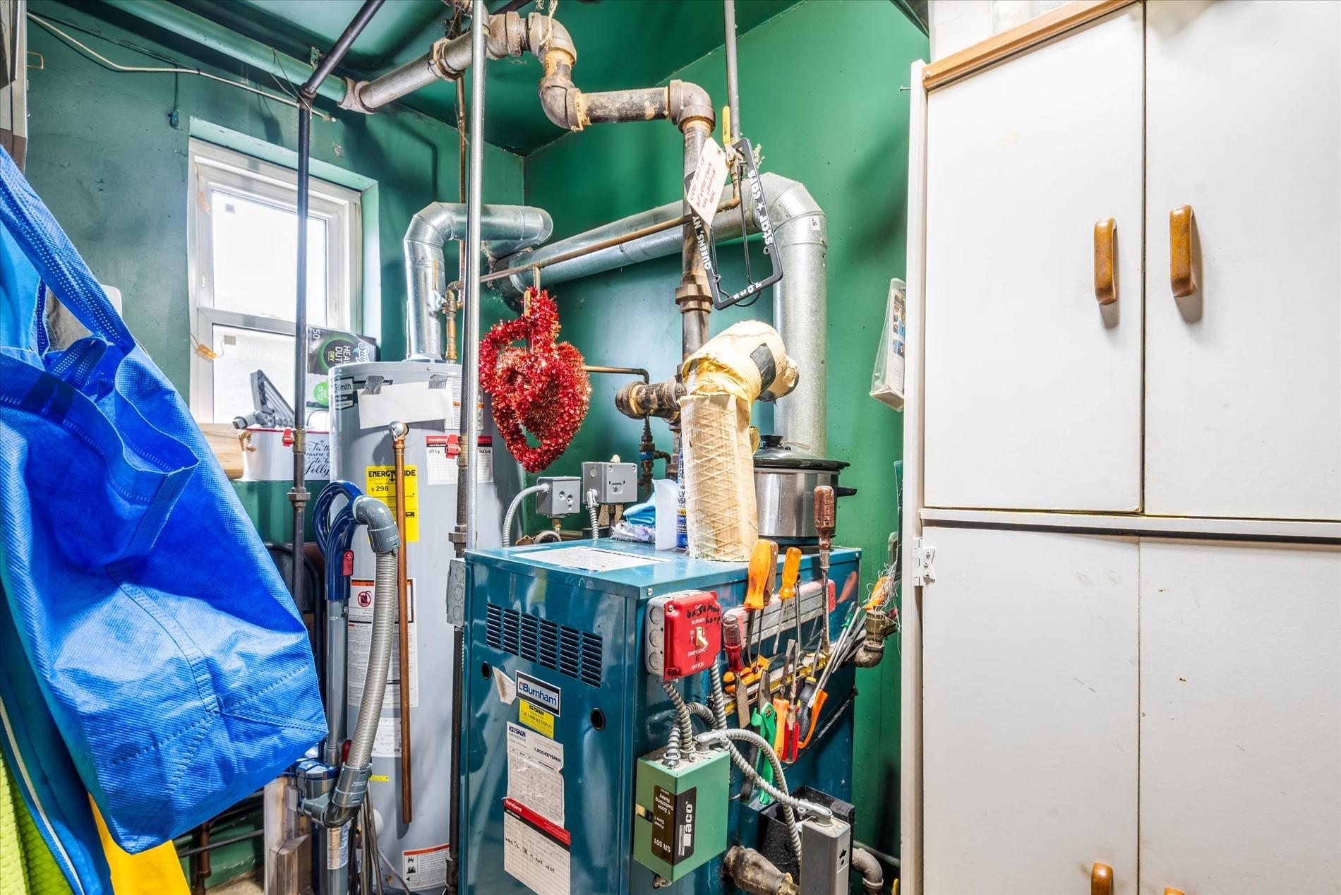 60-23 60th Road, Maspeth, NY 11378