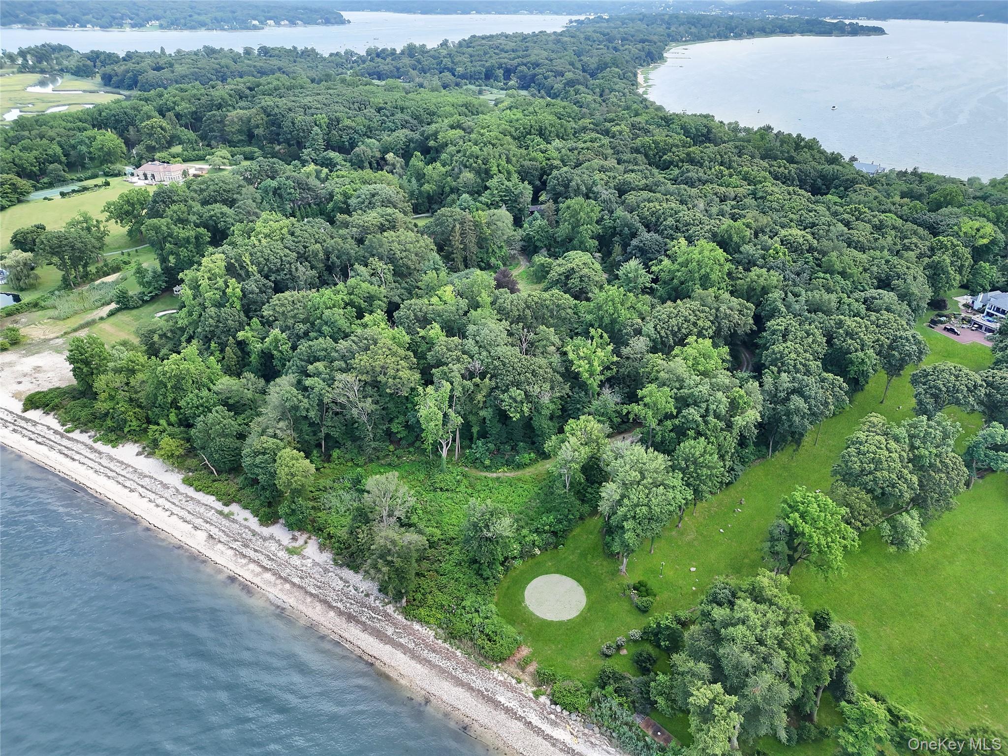 144 Centre Island Road, Centre Island, NY 11771