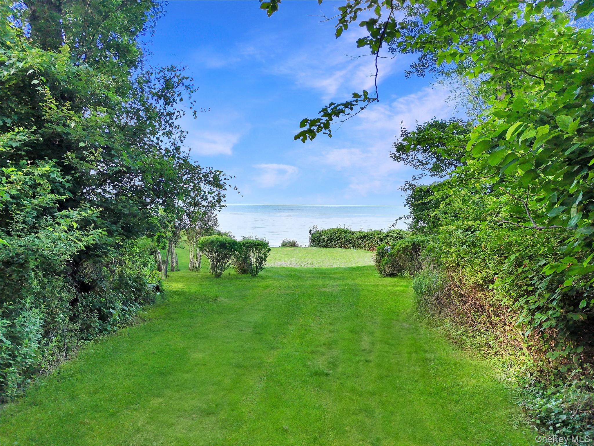 144 Centre Island Road, Centre Island, NY 11771