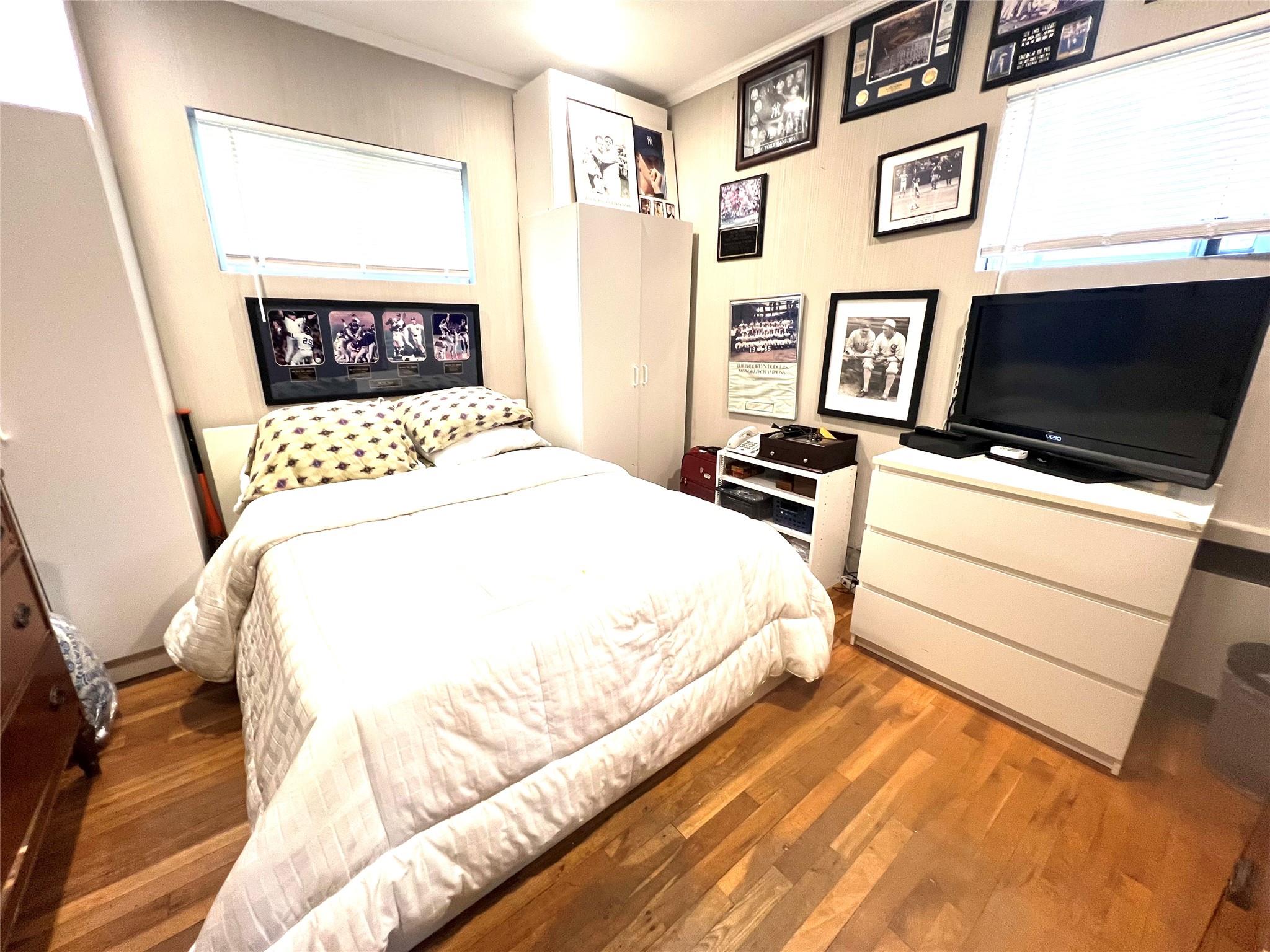 11 Pearl Street, North Woodmere, NY 11581