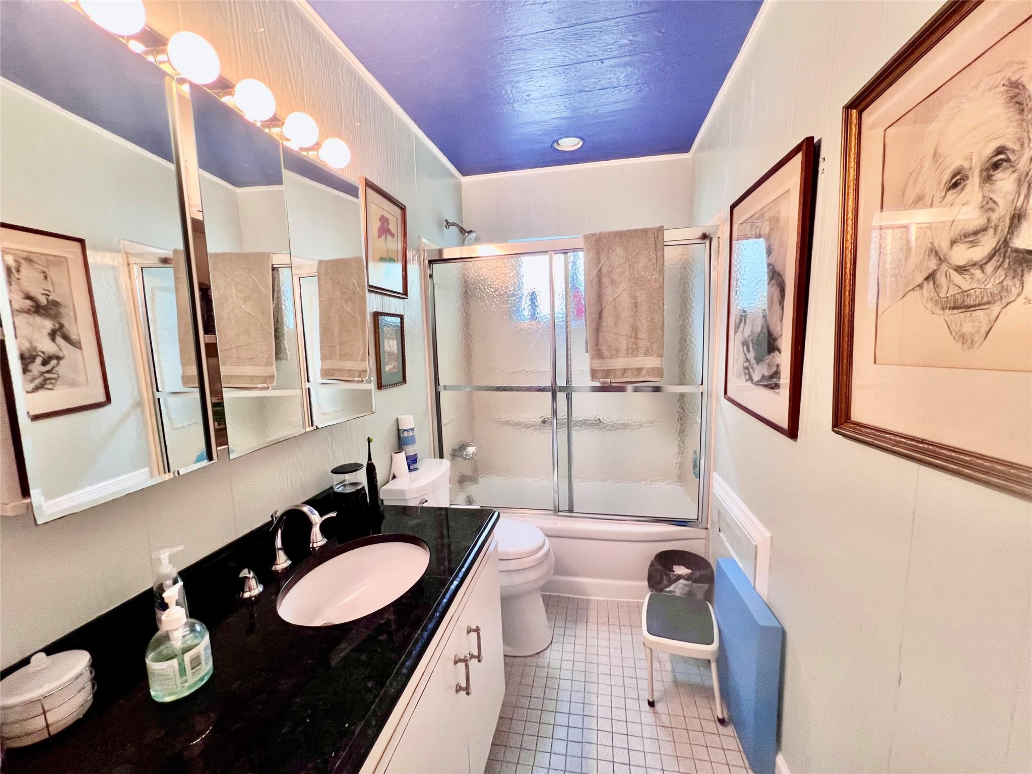 11 Pearl Street, North Woodmere, NY 11581