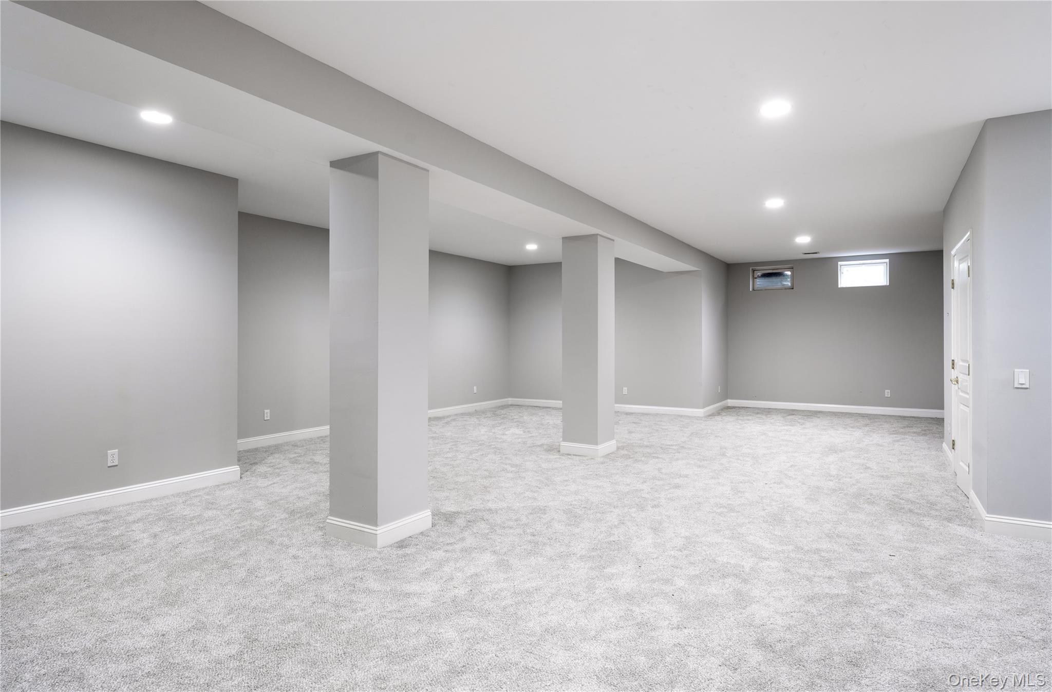 48 Avolet Court, Mount Sinai, NY 11766