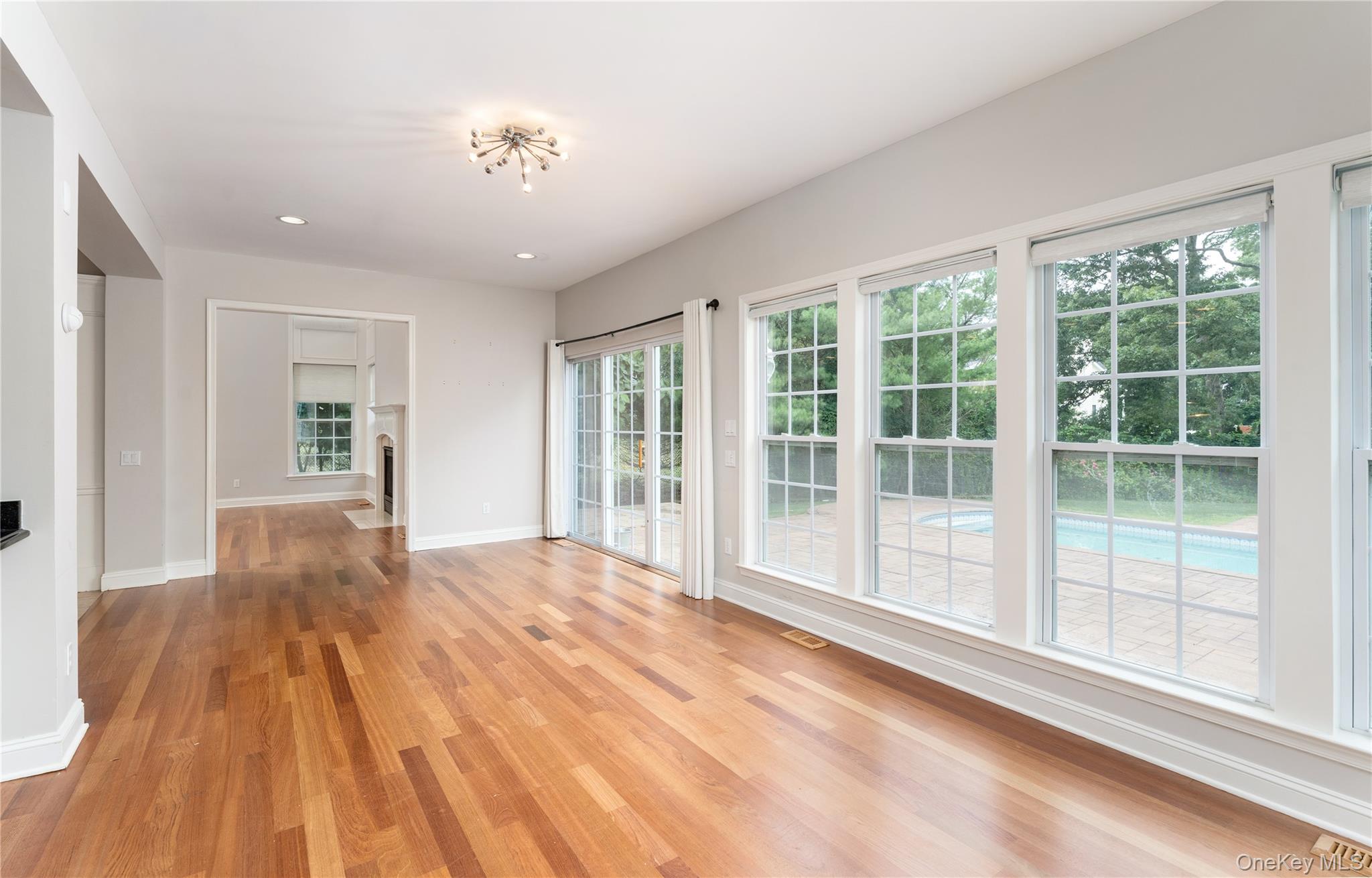 48 Avolet Court, Mount Sinai, NY 11766