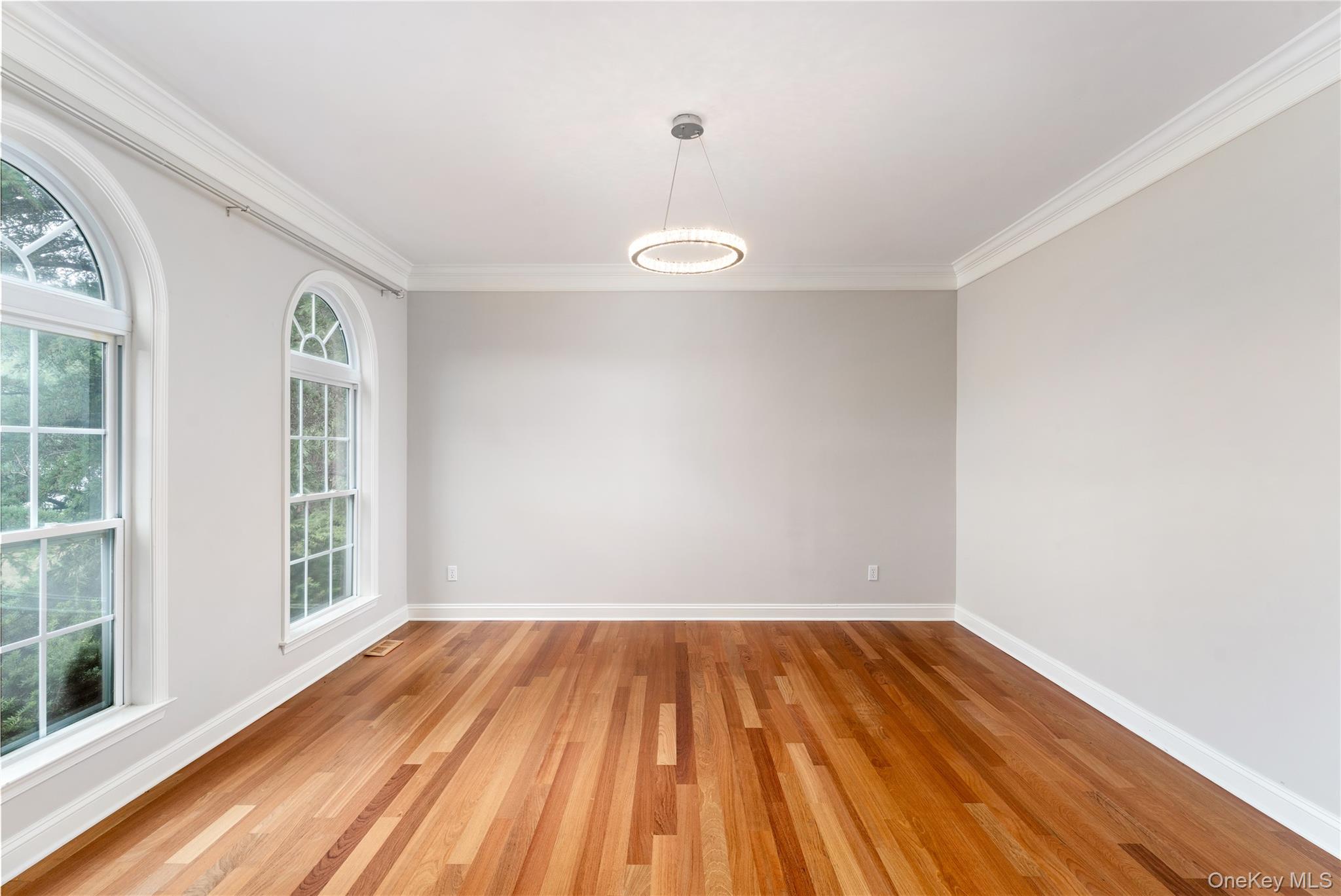 48 Avolet Court, Mount Sinai, NY 11766