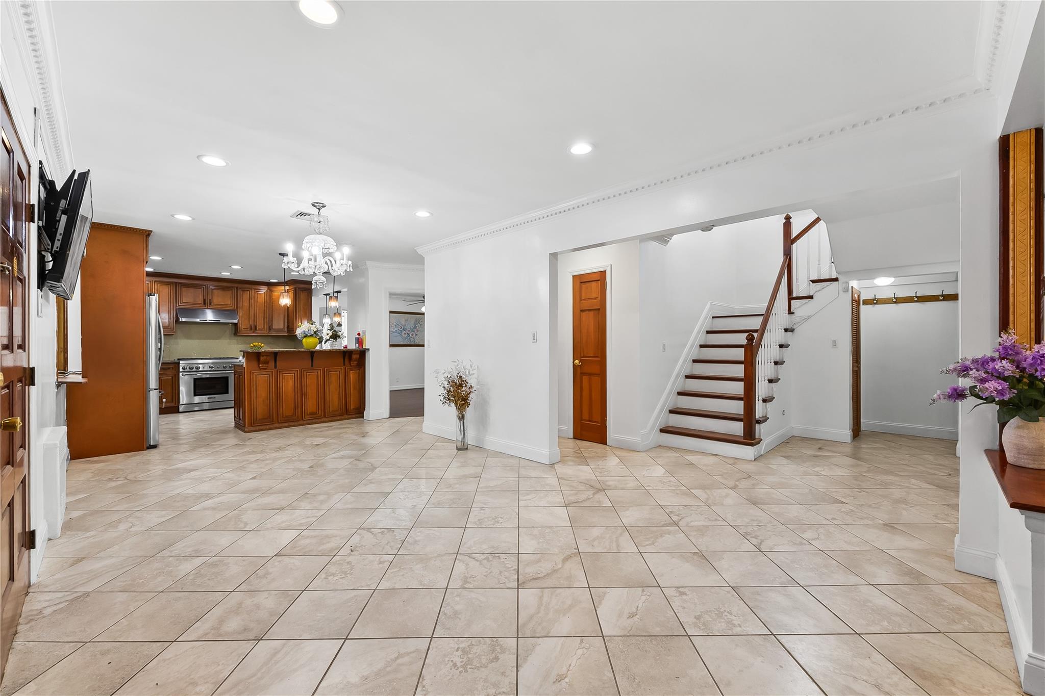 154-70 11th Avenue, Beechhurst, NY 11357