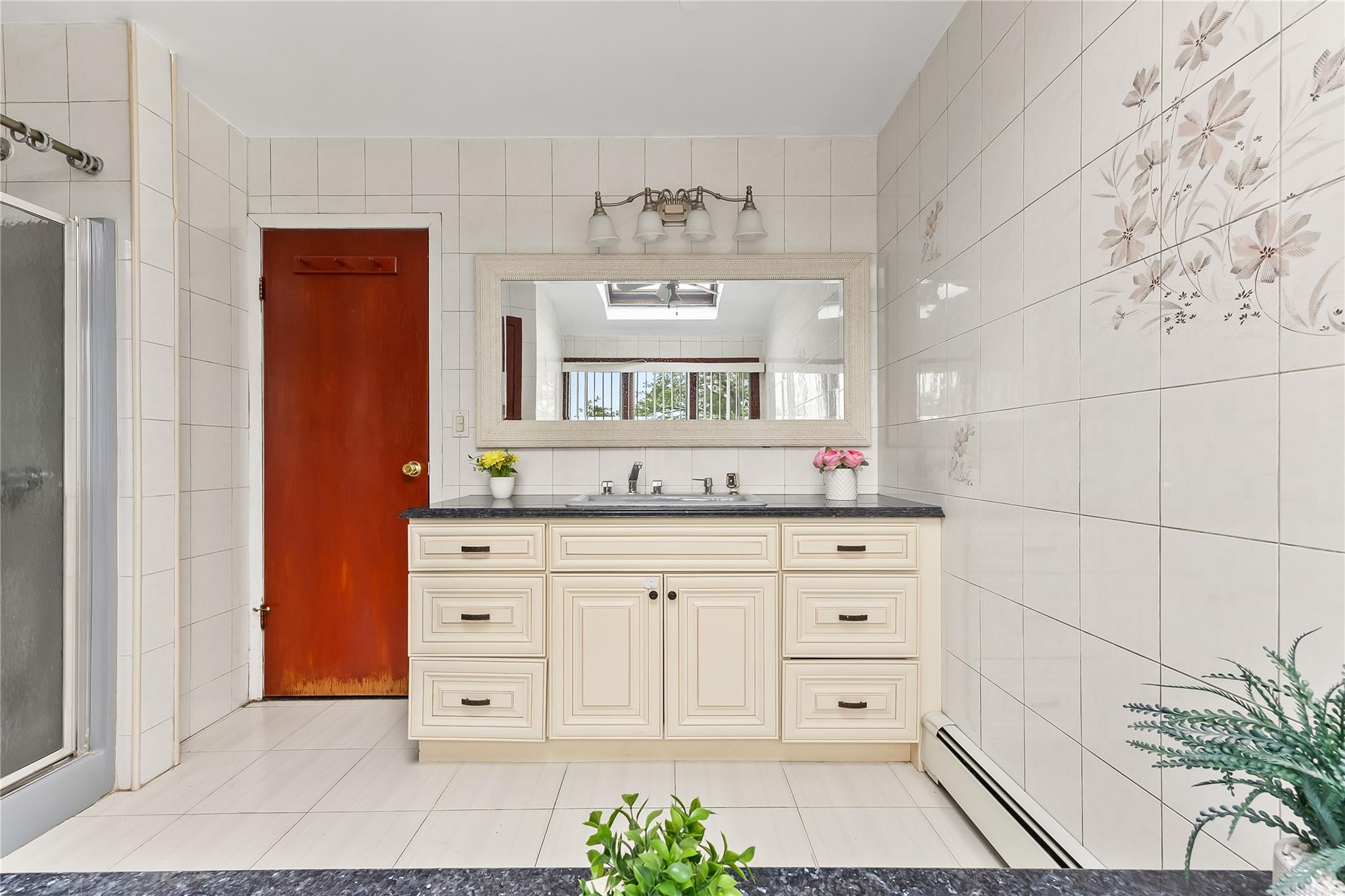 154-70 11th Avenue, Beechhurst, NY 11357