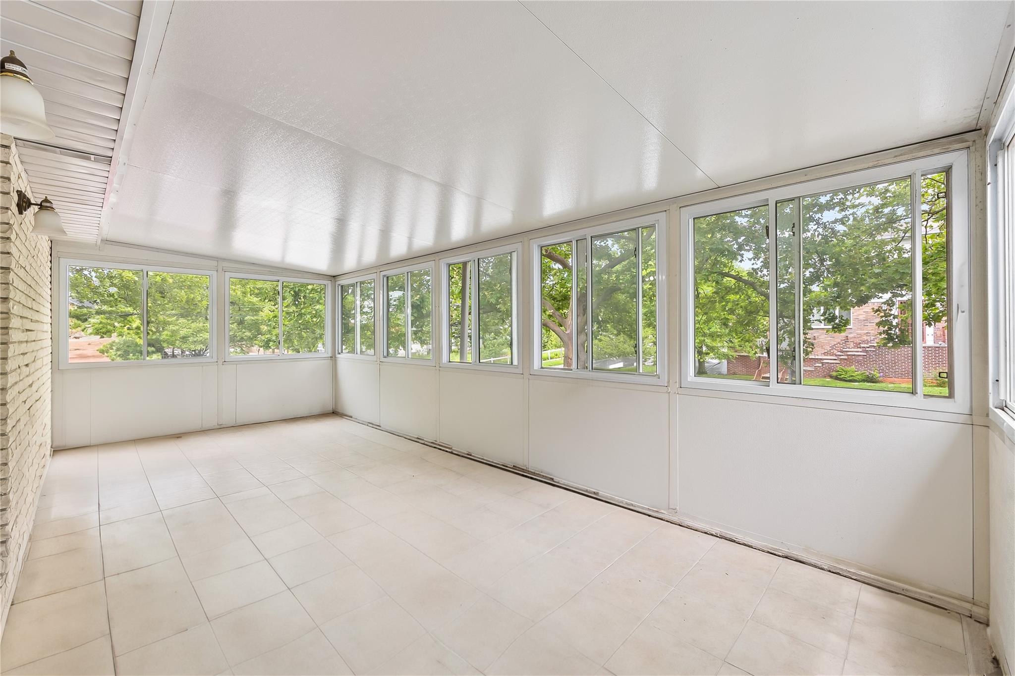 154-70 11th Avenue, Beechhurst, NY 11357