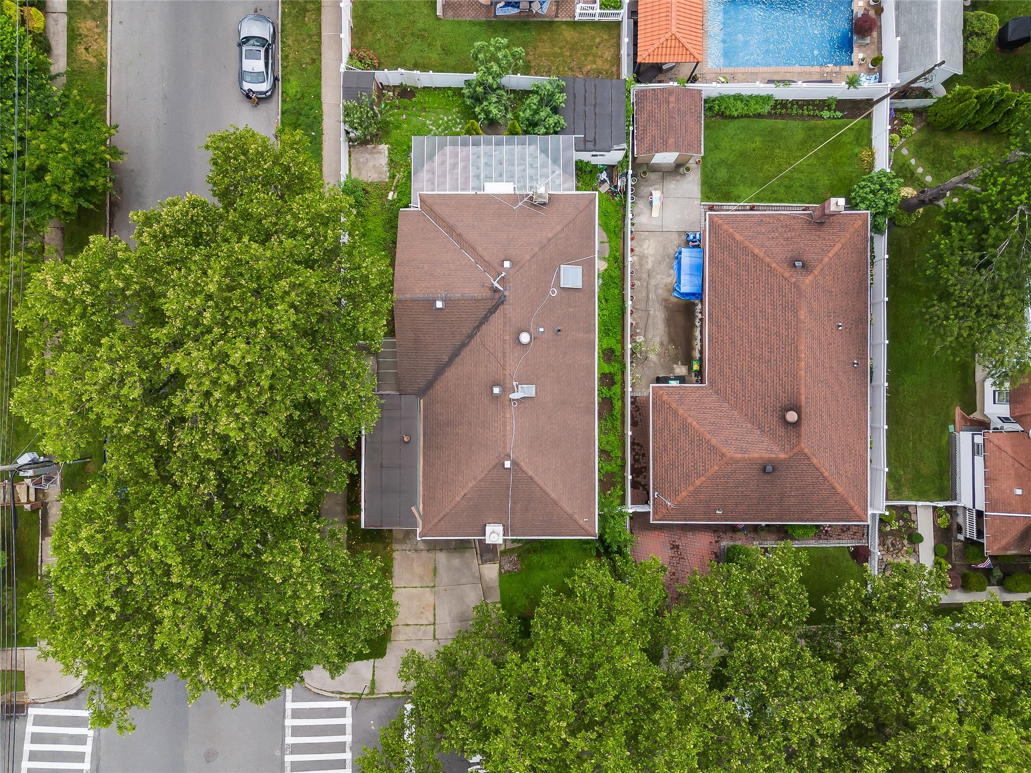 154-70 11th Avenue, Beechhurst, NY 11357