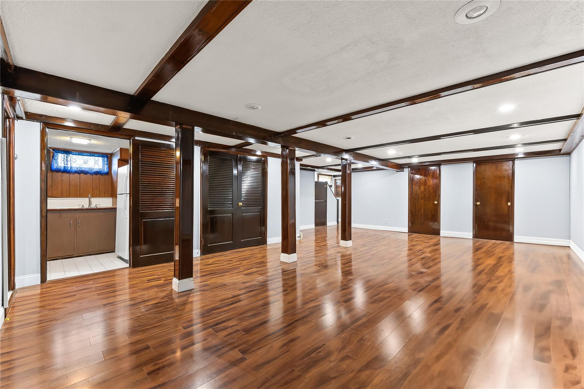 154-70 11th Avenue, Beechhurst, NY 11357