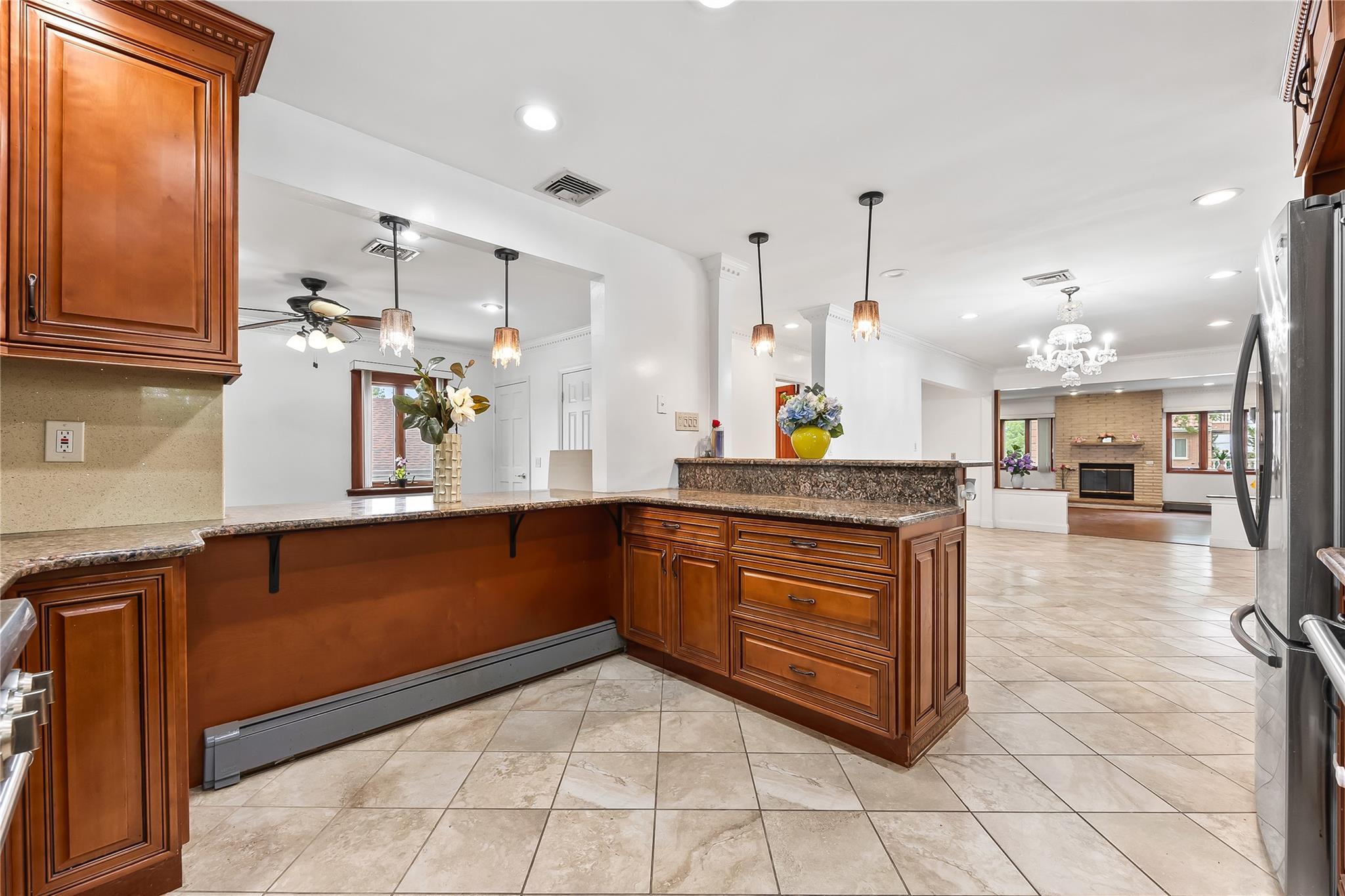 154-70 11th Avenue, Beechhurst, NY 11357