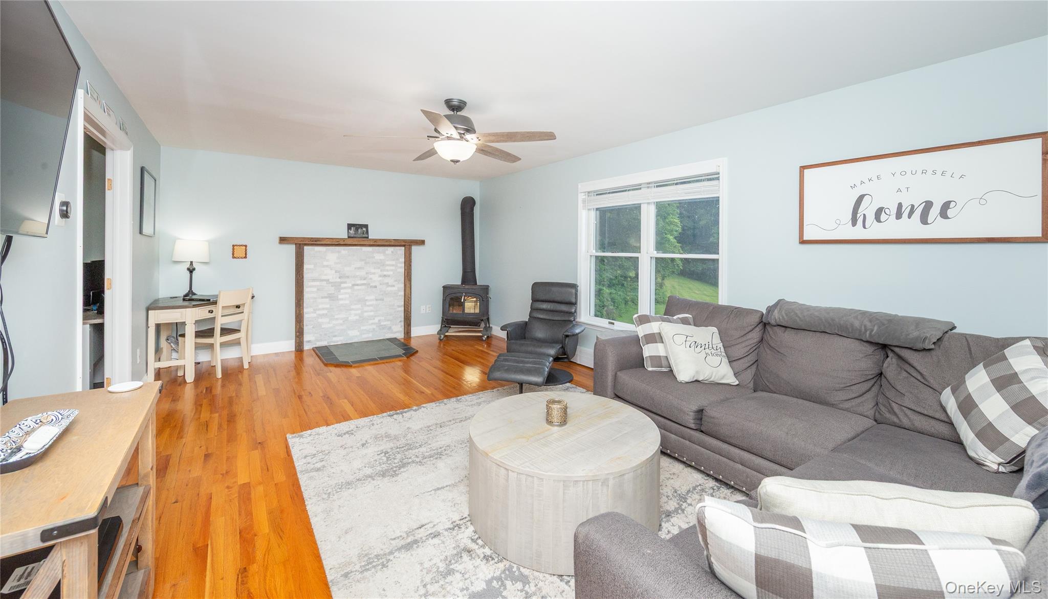 7 Glen Court, Pawling, NY 12564