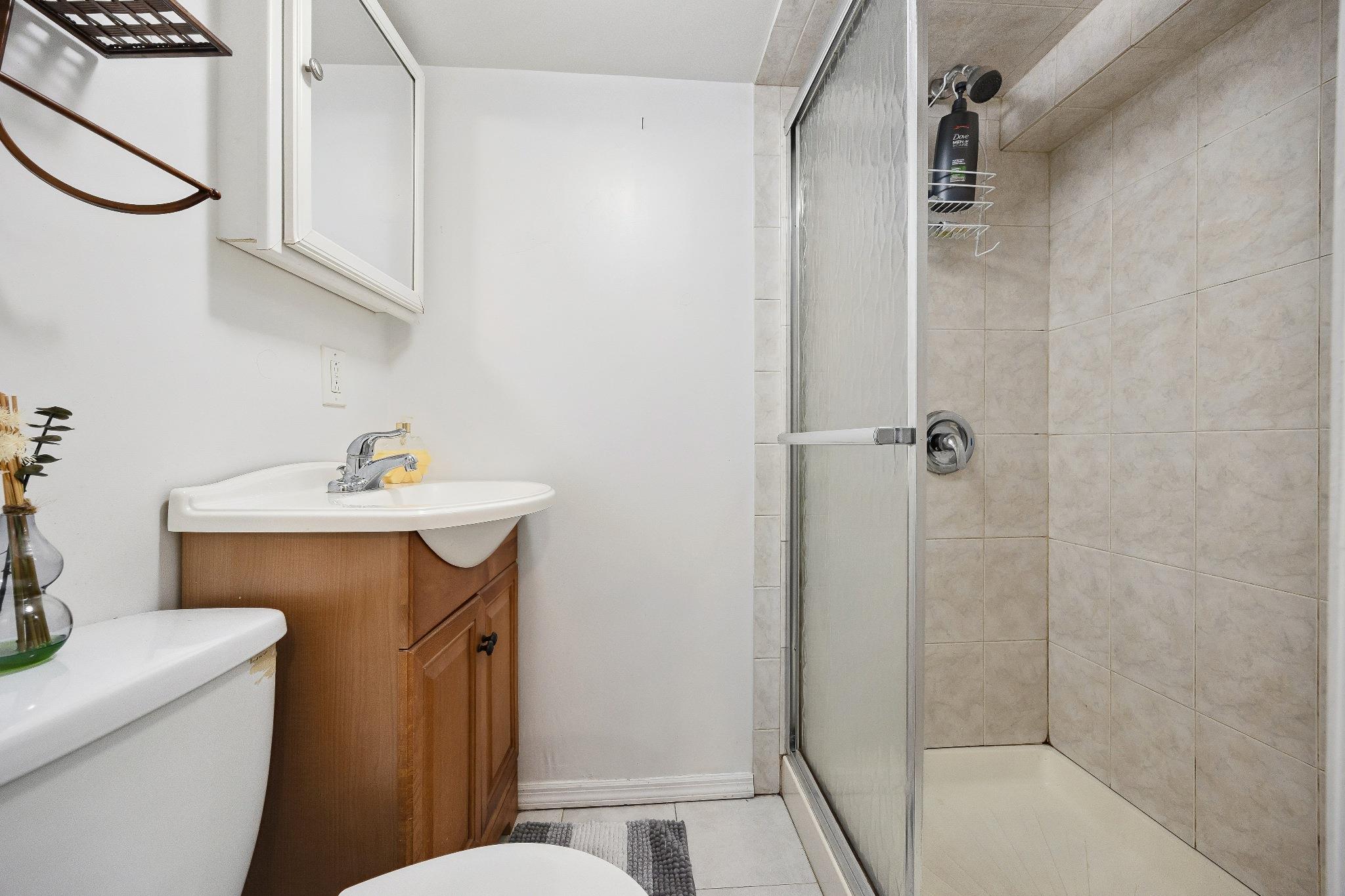 1639 Hone Avenue, Bronx, NY 10461