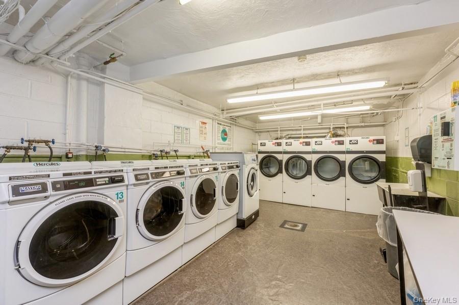 1015 Old Post Road # 3N, Mamaroneck, NY 10543