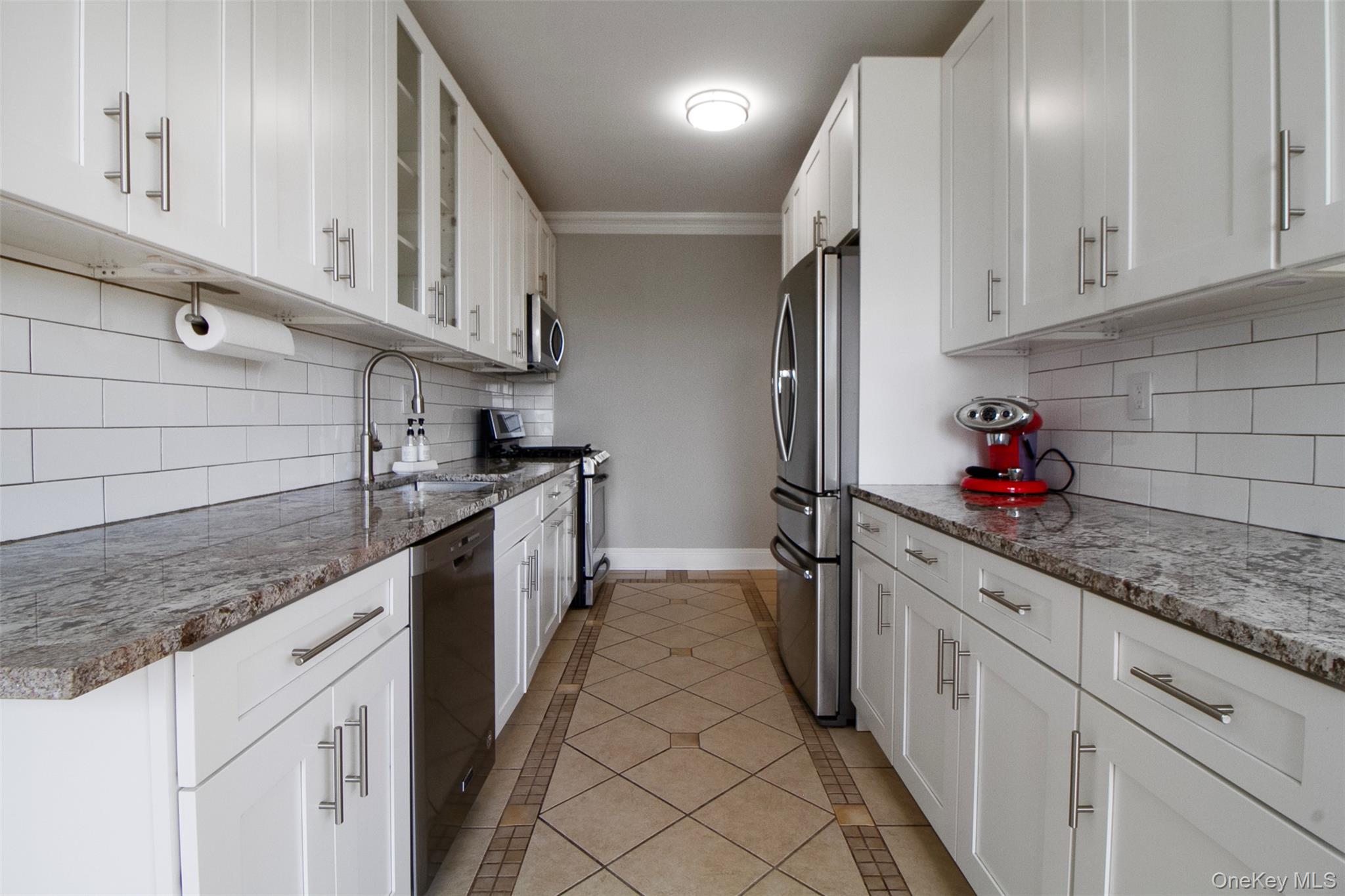 1015 Old Post Road # 3N, Mamaroneck, NY 10543