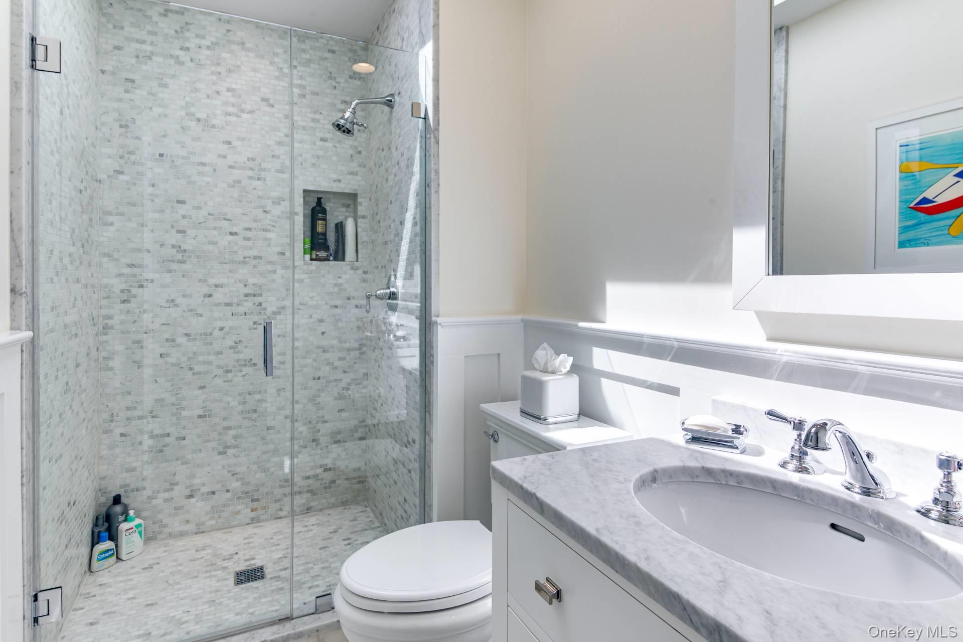 16 Elishas Path, Wainscott, NY 11975