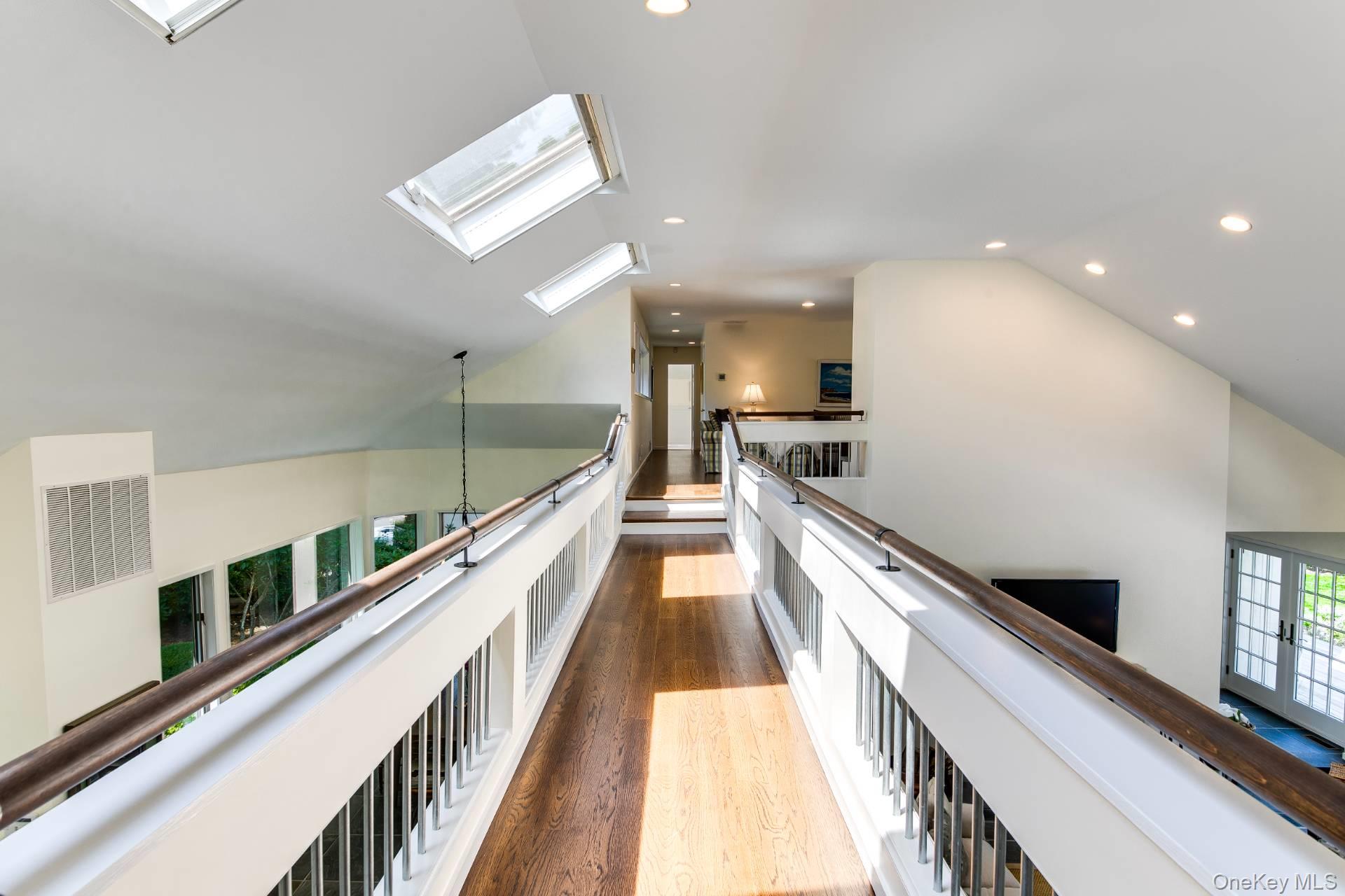 16 Elishas Path, Wainscott, NY 11975