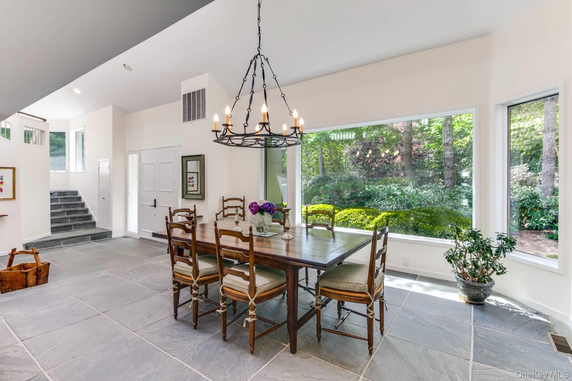 16 Elishas Path, Wainscott, NY 11975