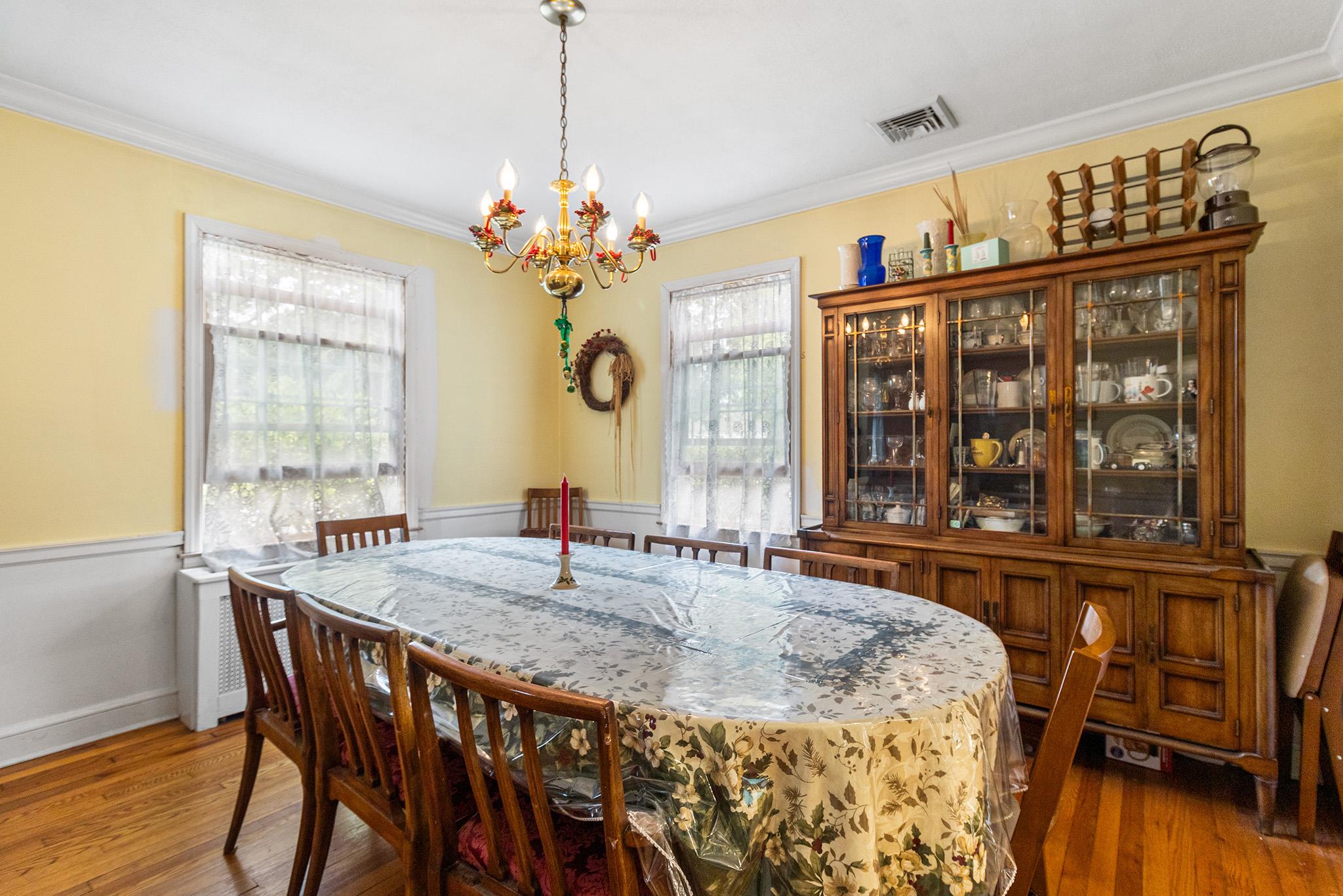 42 E Webster Street, Merrick, NY 11566