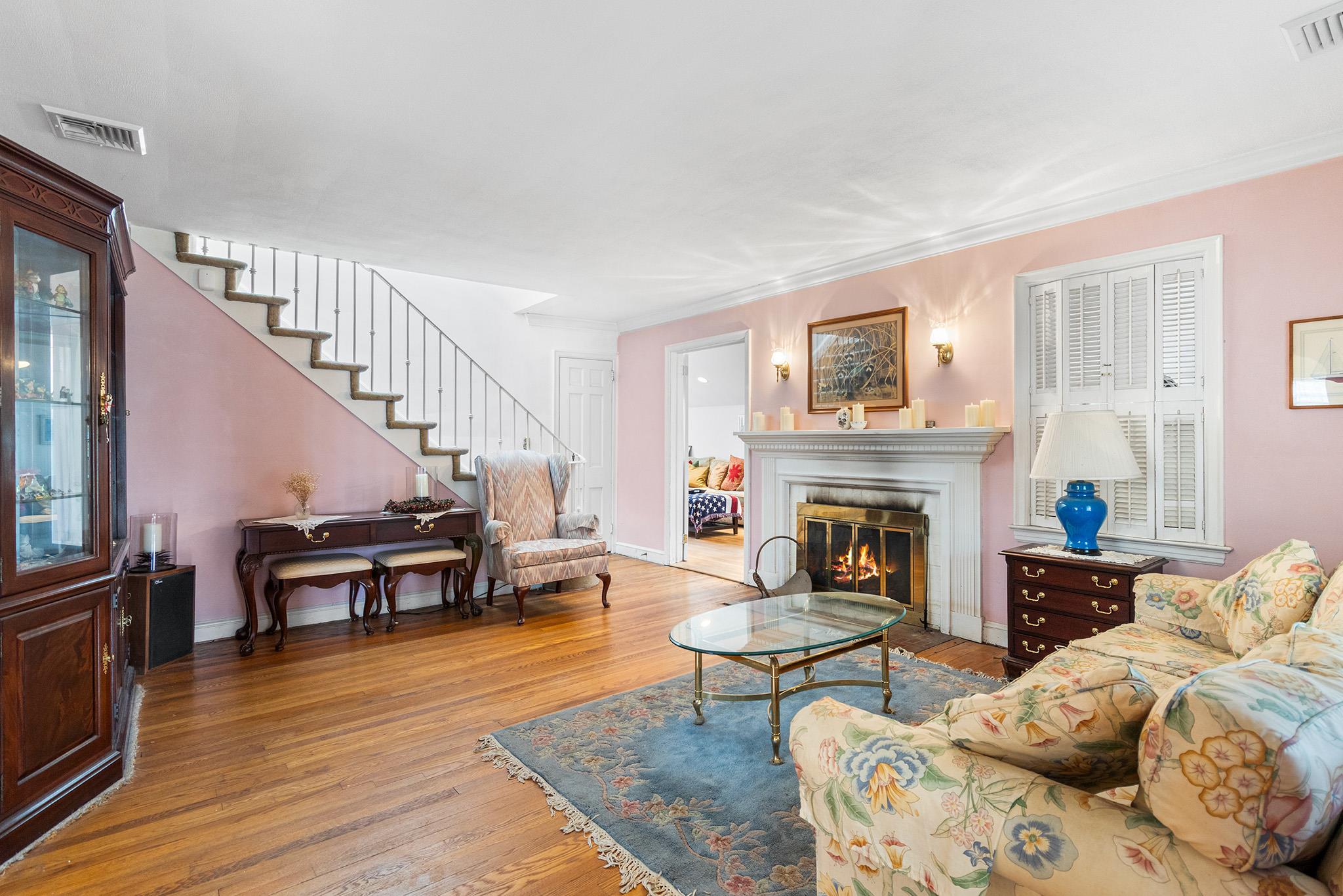 42 E Webster Street, Merrick, NY 11566