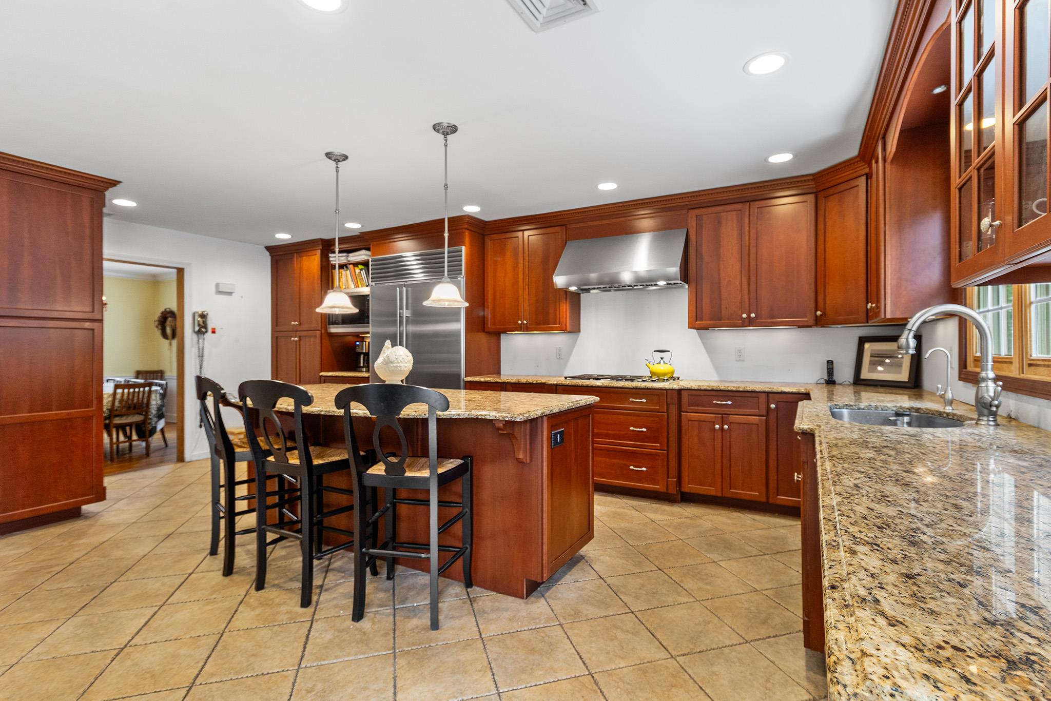 42 E Webster Street, Merrick, NY 11566