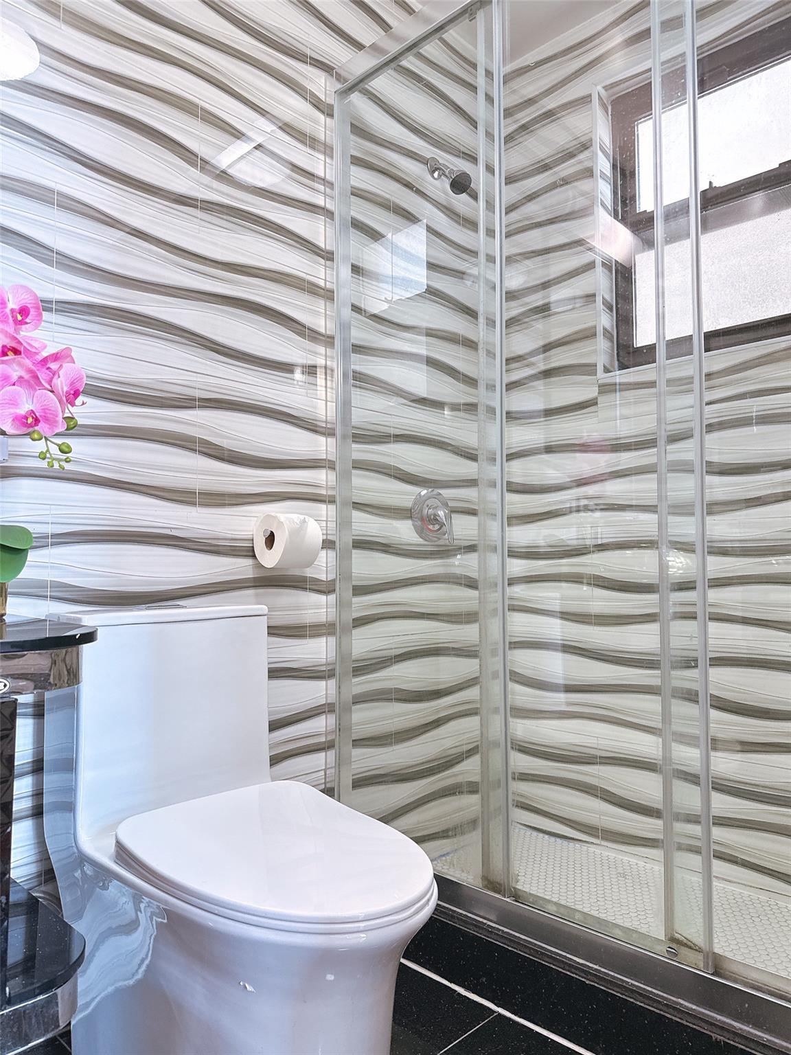 31-47 137th Street # 3C, Flushing, NY 11354