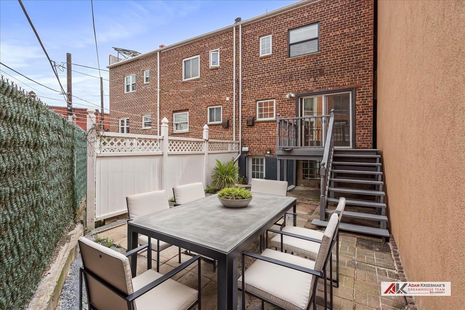 53-26 61st Street, Maspeth, NY 11378