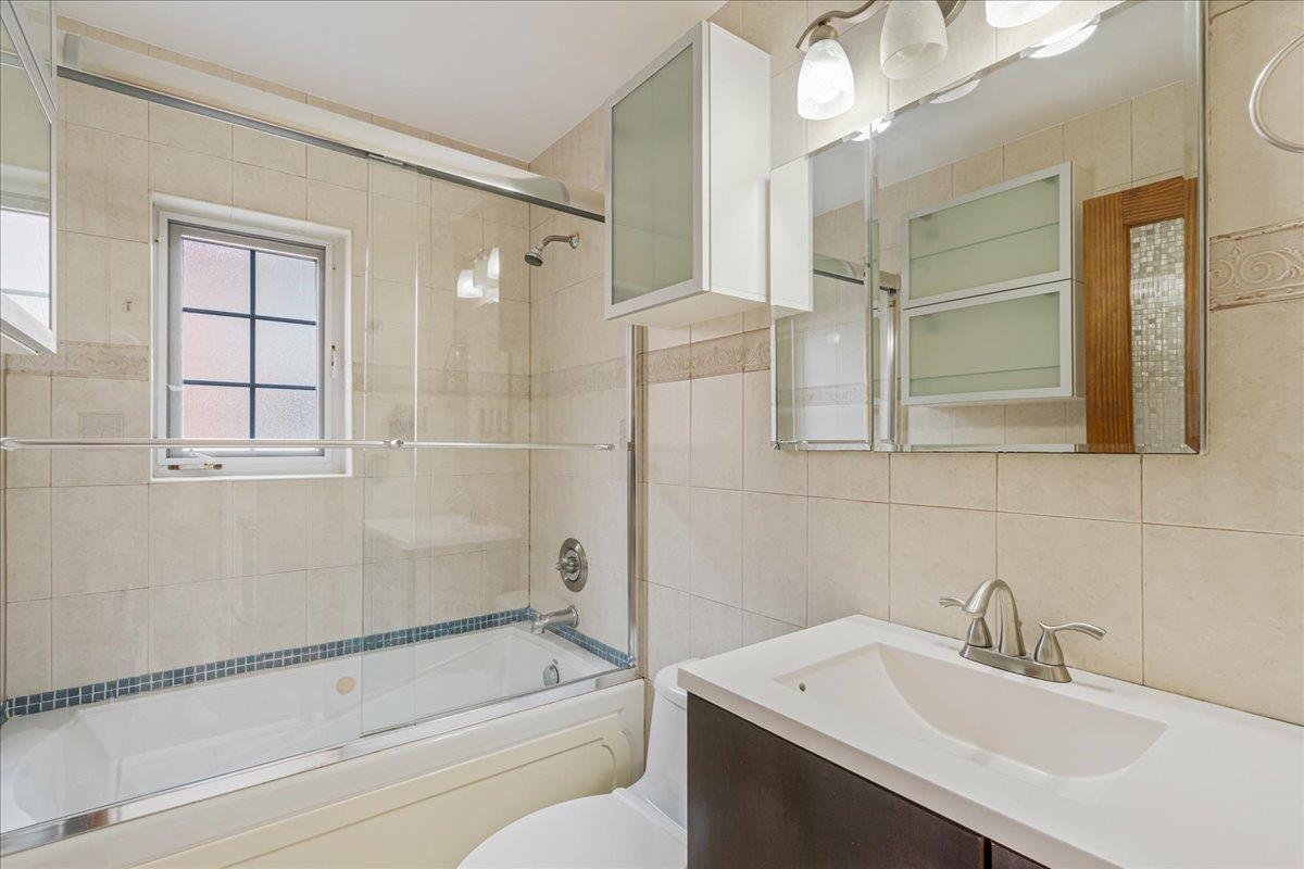 53-26 61st Street, Maspeth, NY 11378