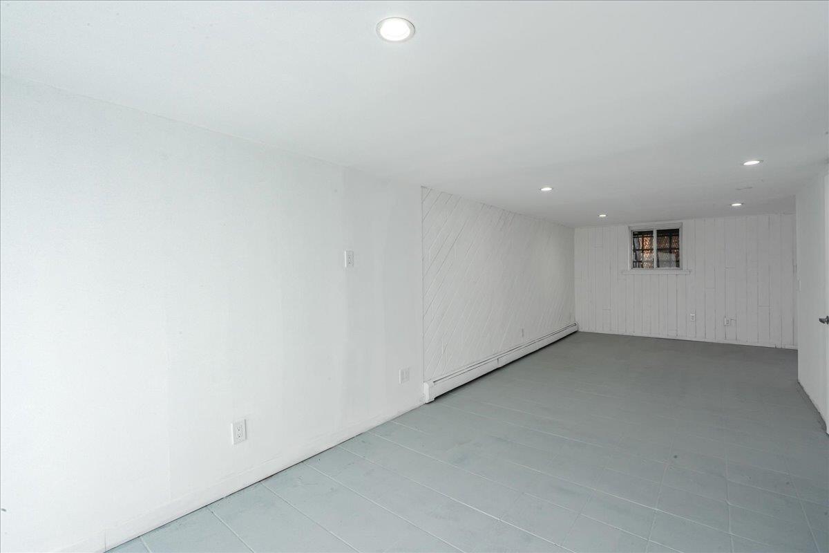 53-26 61st Street, Maspeth, NY 11378